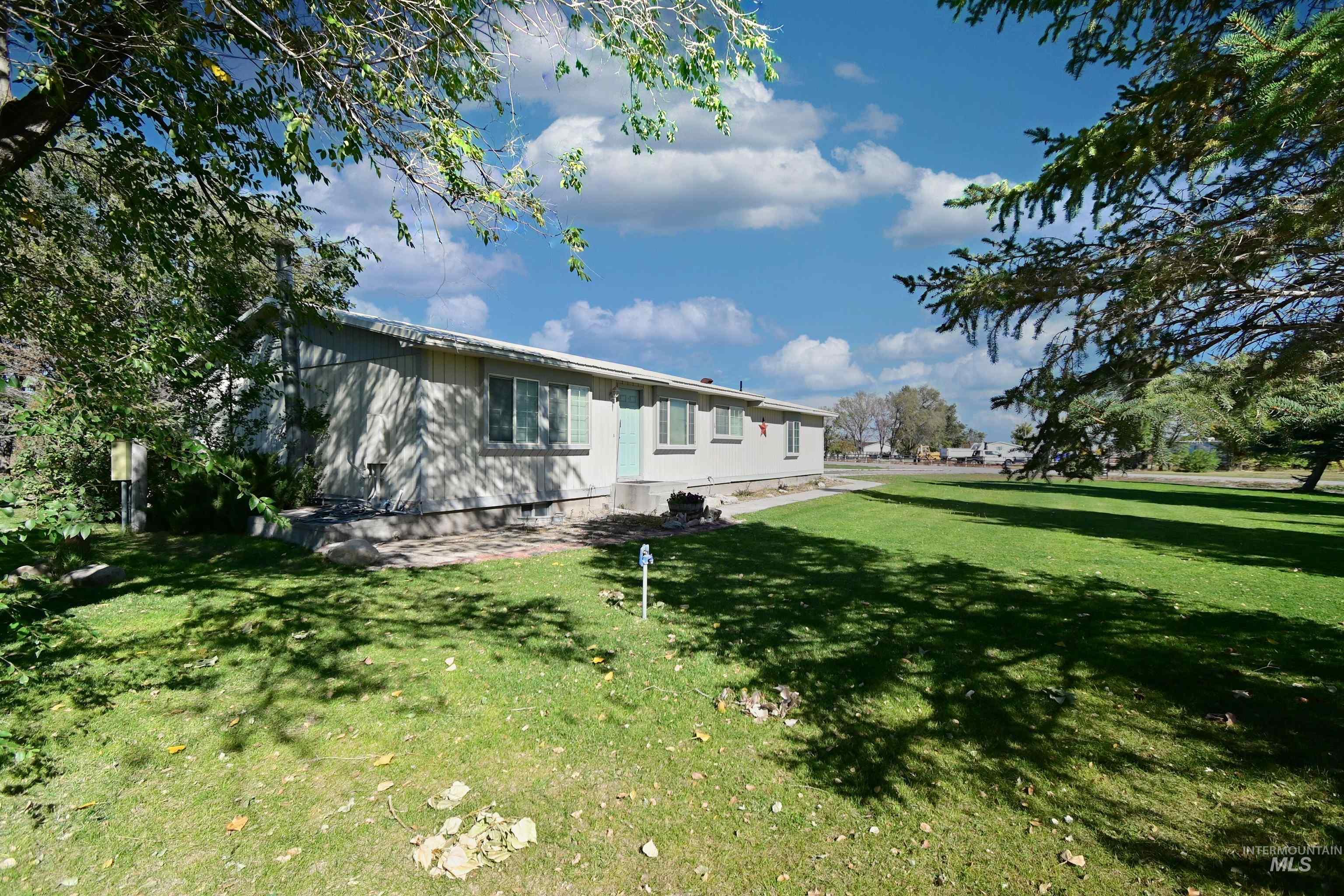 1462 S 2190 E Yost Rd