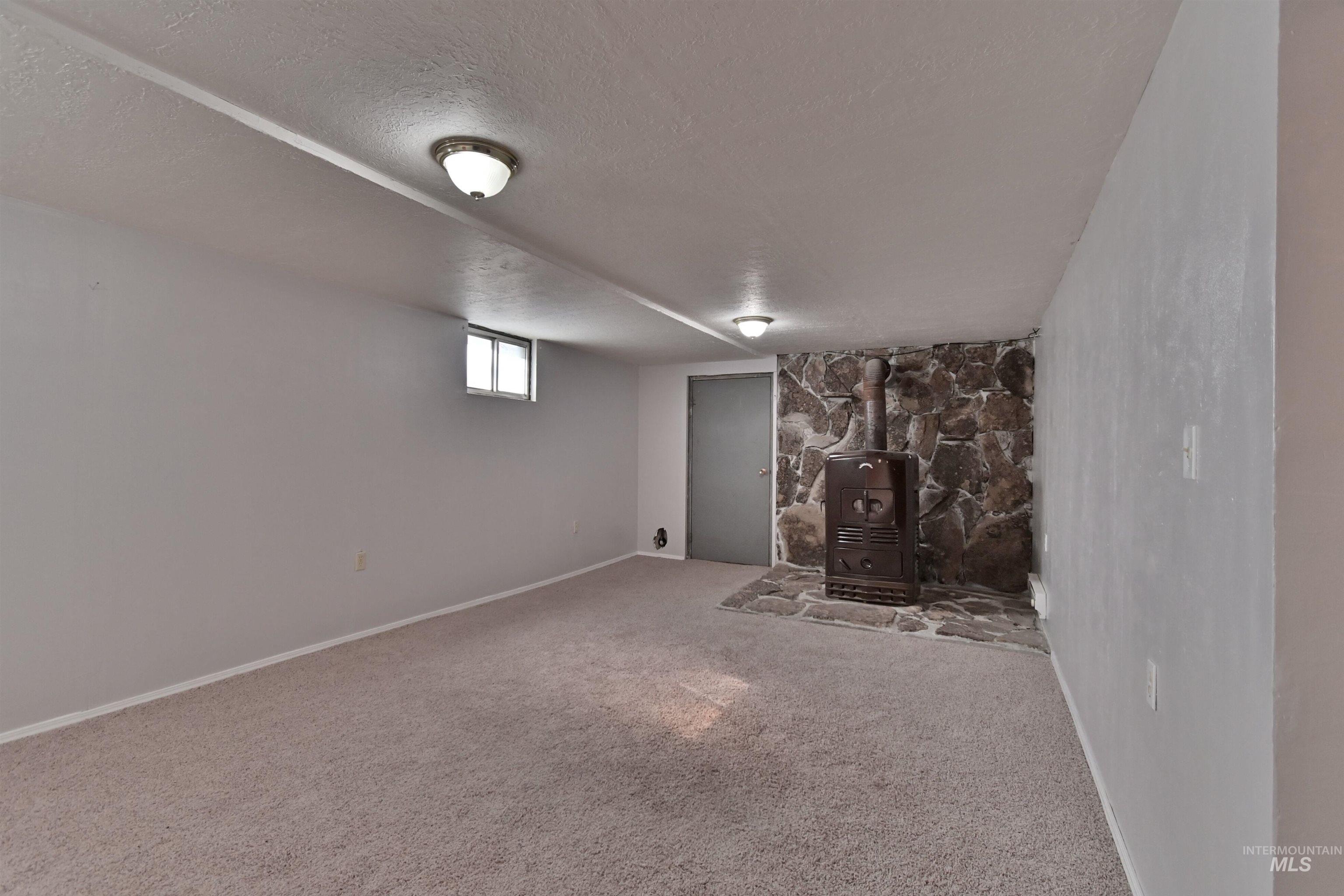 1462 S 2190 E Yost Rd