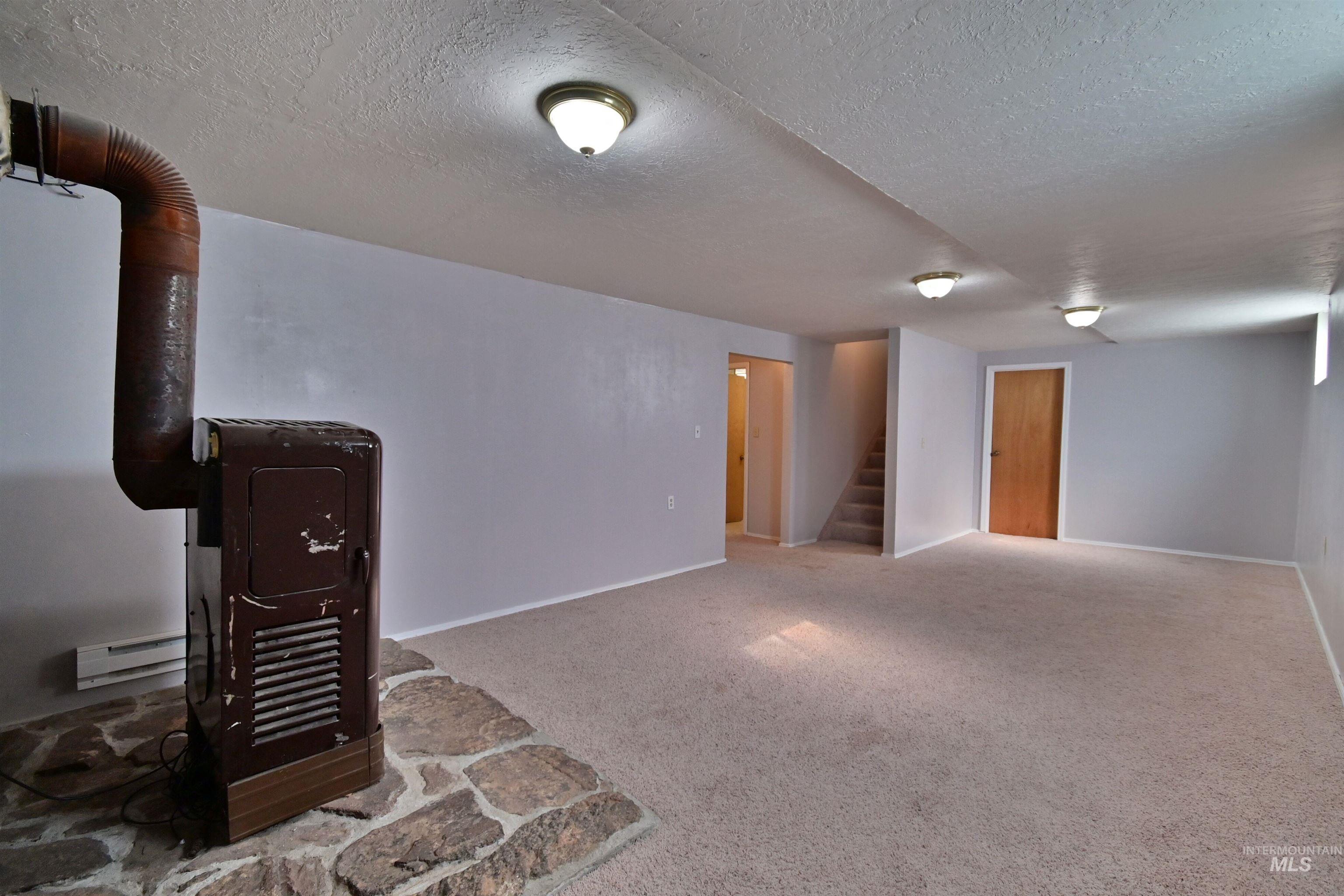 1462 S 2190 E Yost Rd