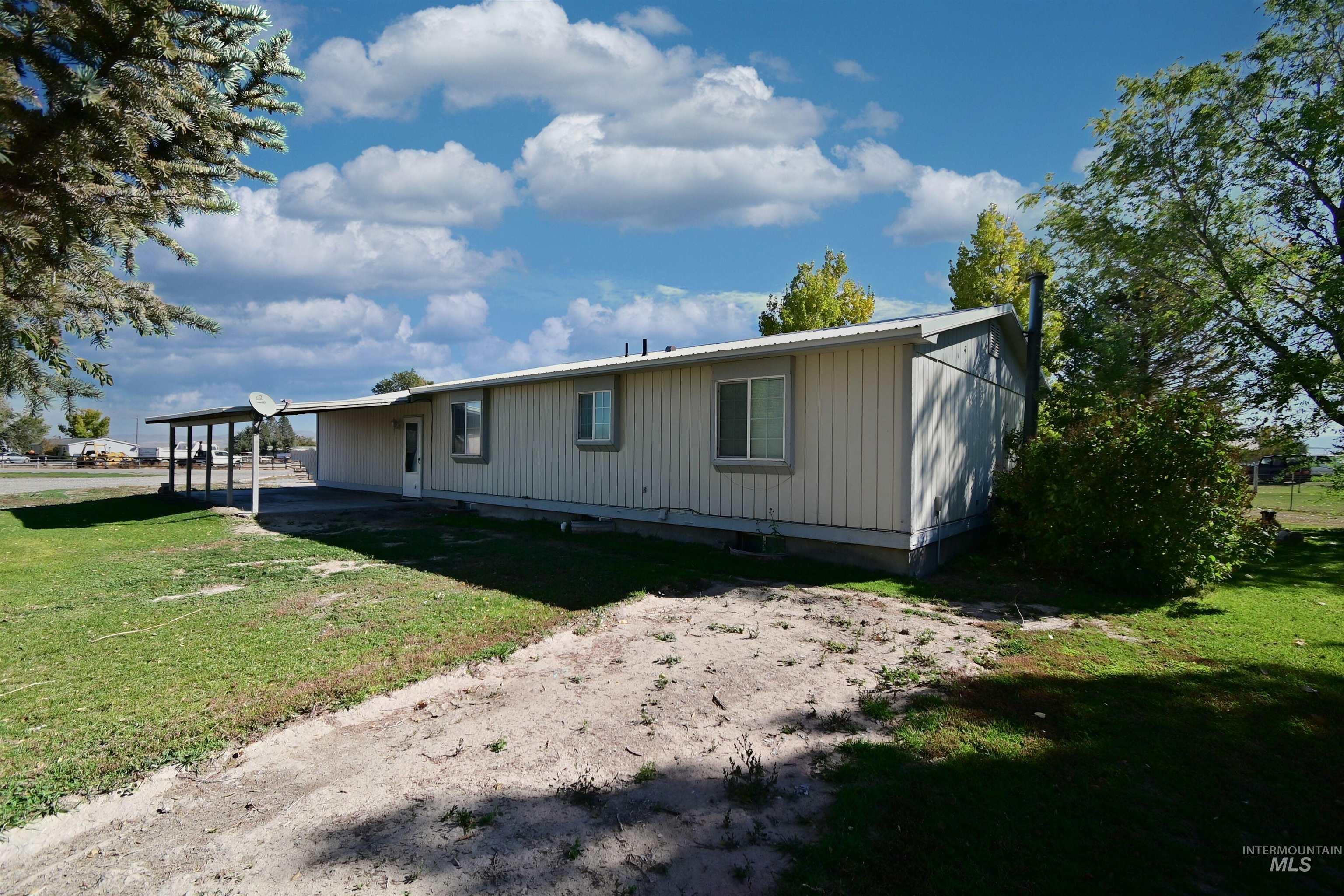 1462 S 2190 E Yost Rd