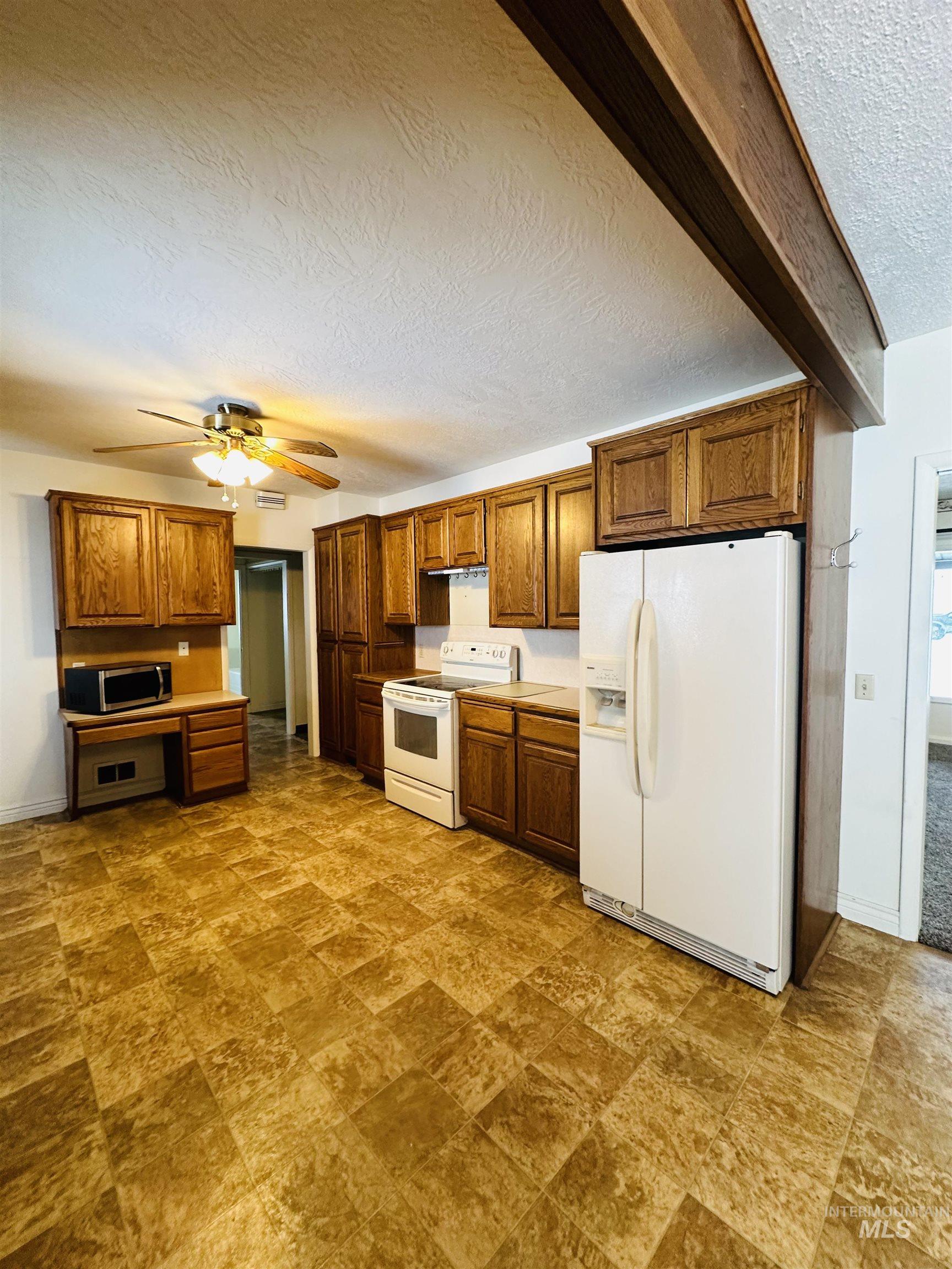 575 W 300 South
