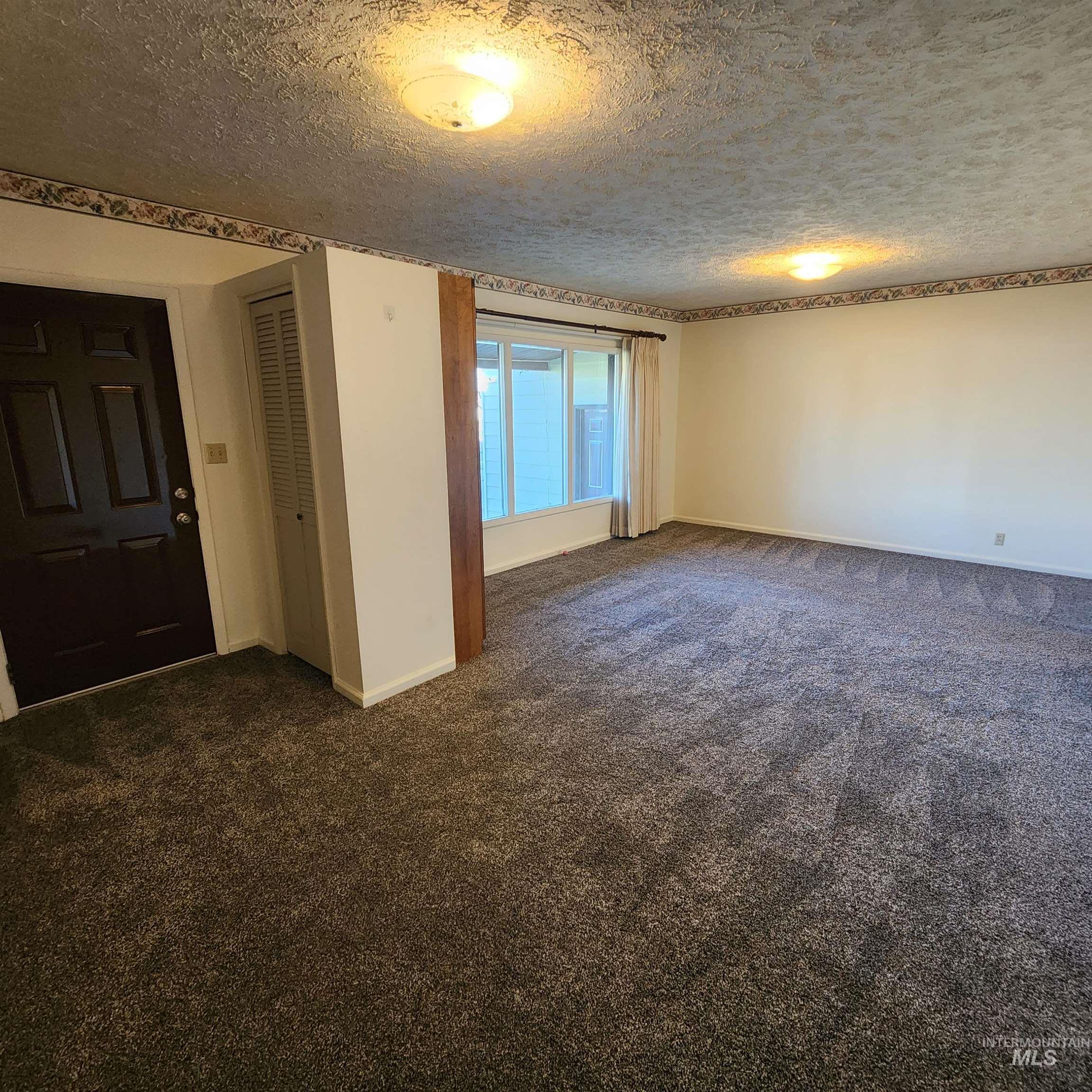 575 W 300 South