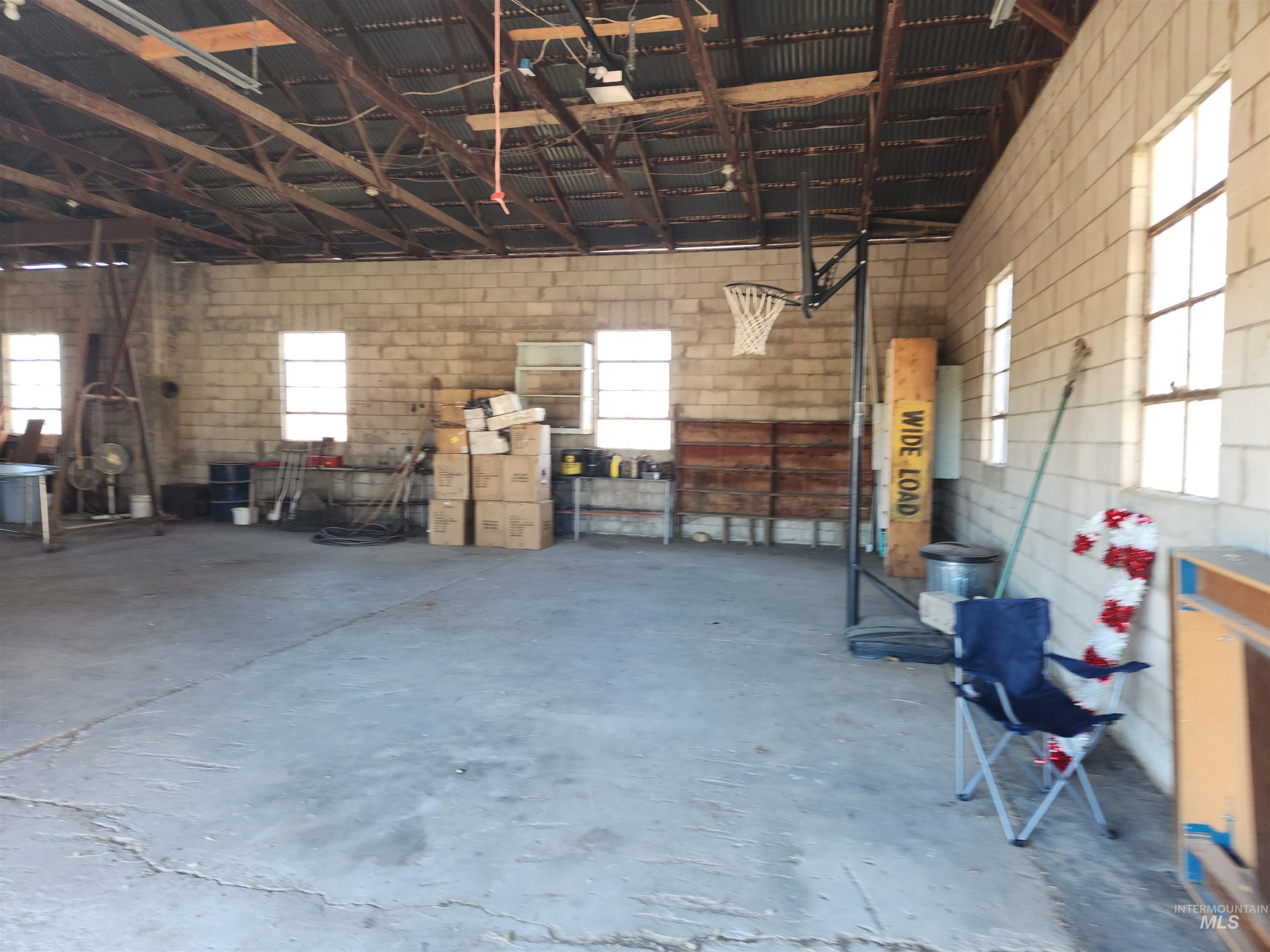 575 W 300 South