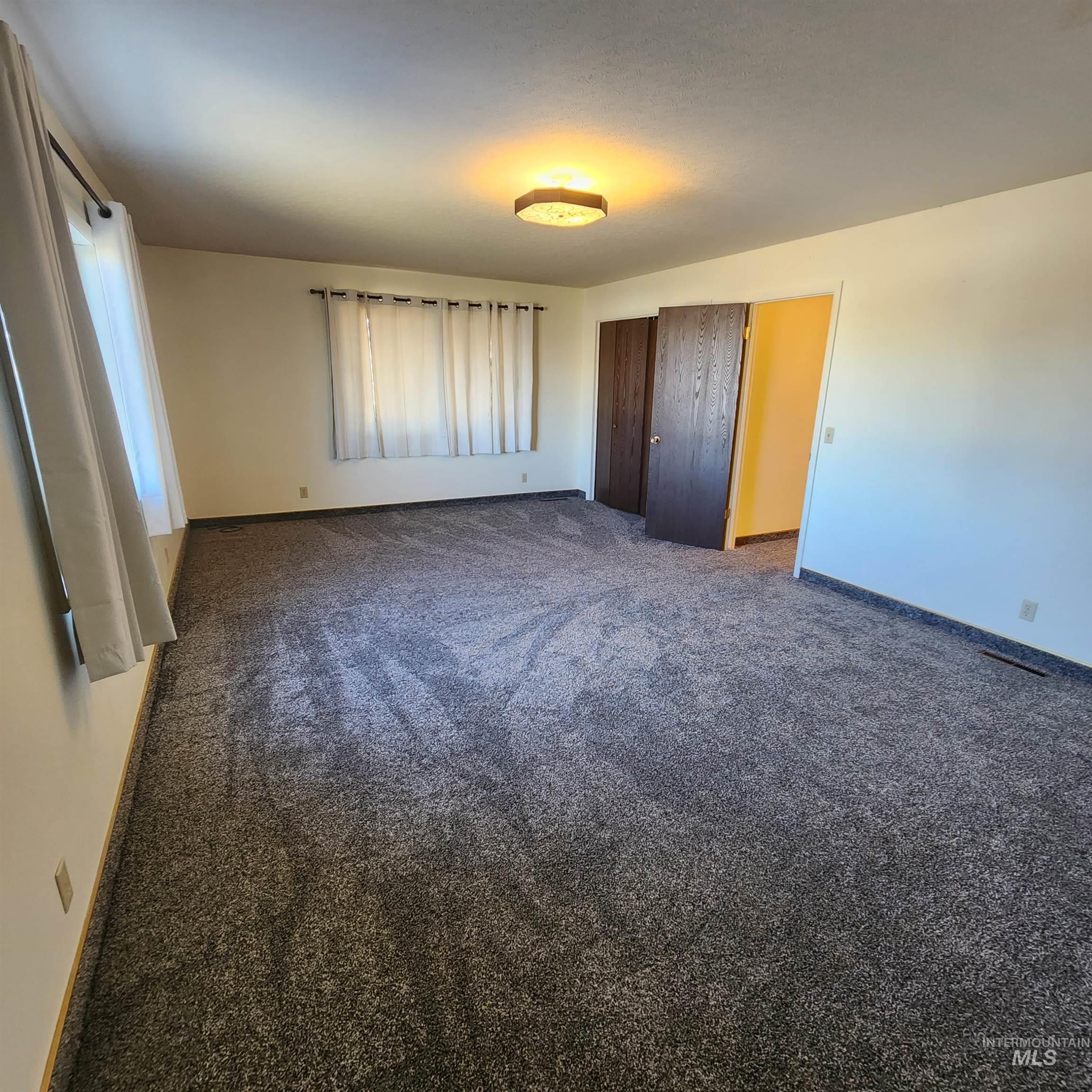 575 W 300 South
