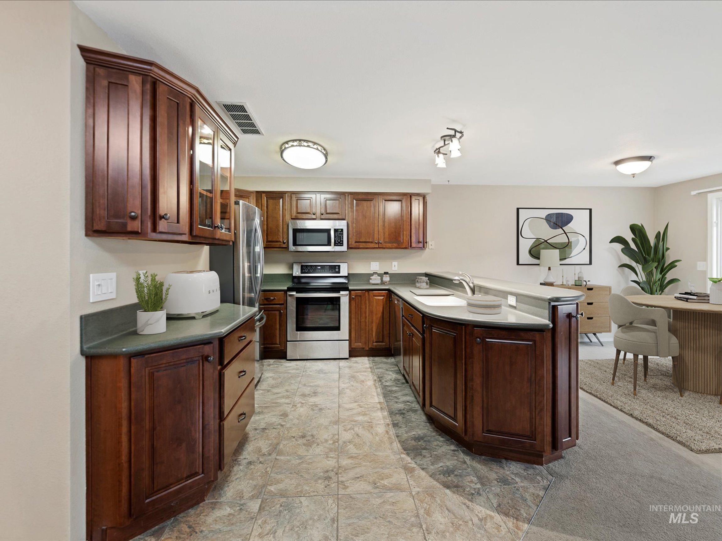 2558 S Falling Brook Ln