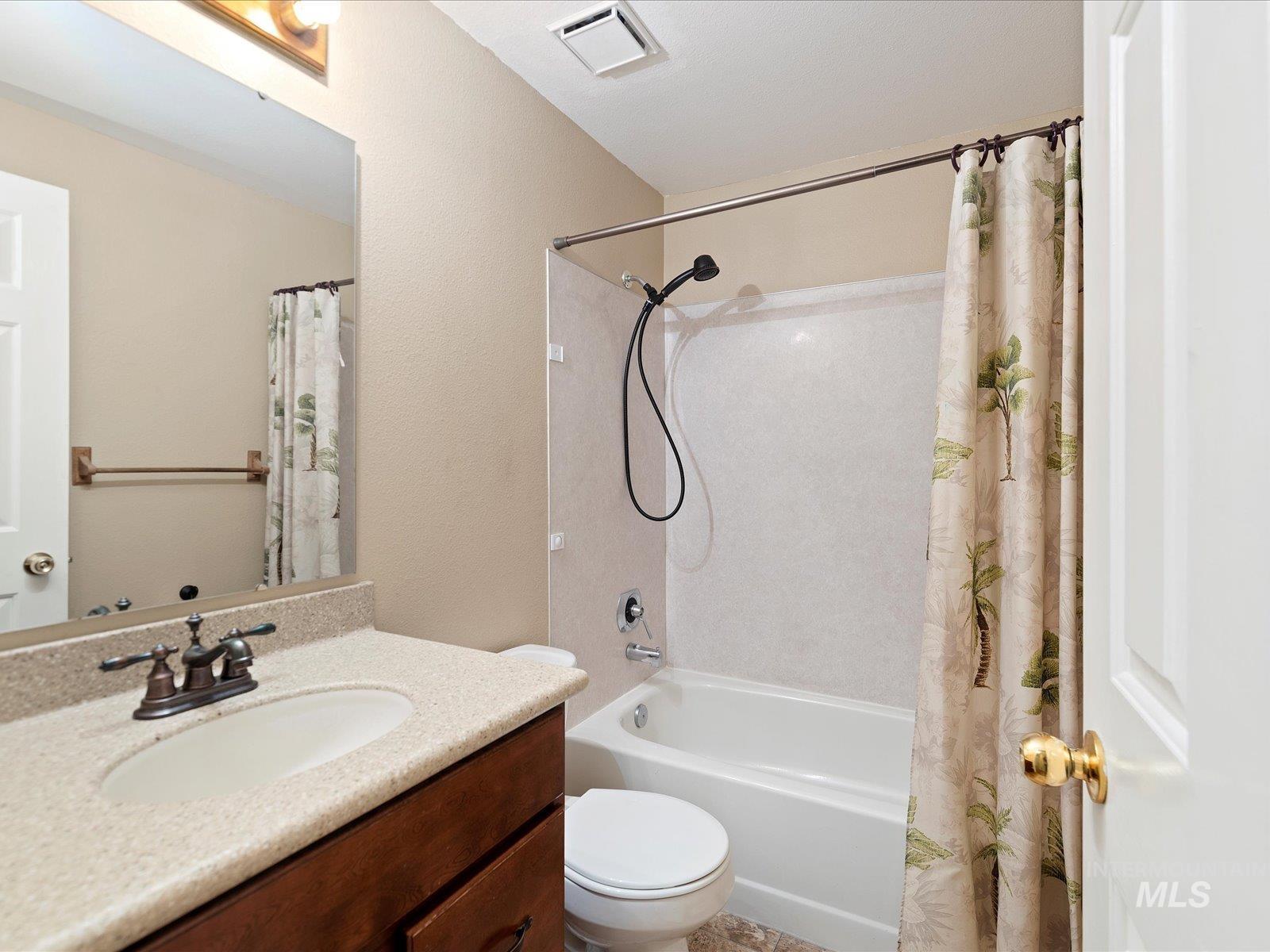 2558 S Falling Brook Ln