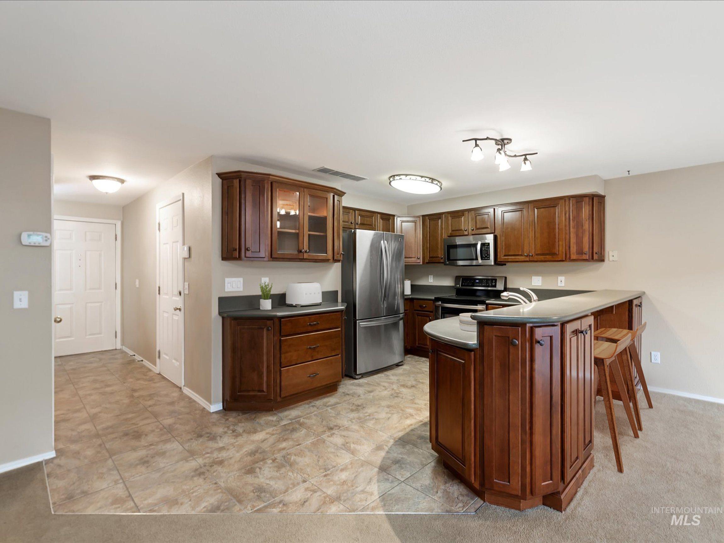 2558 S Falling Brook Ln