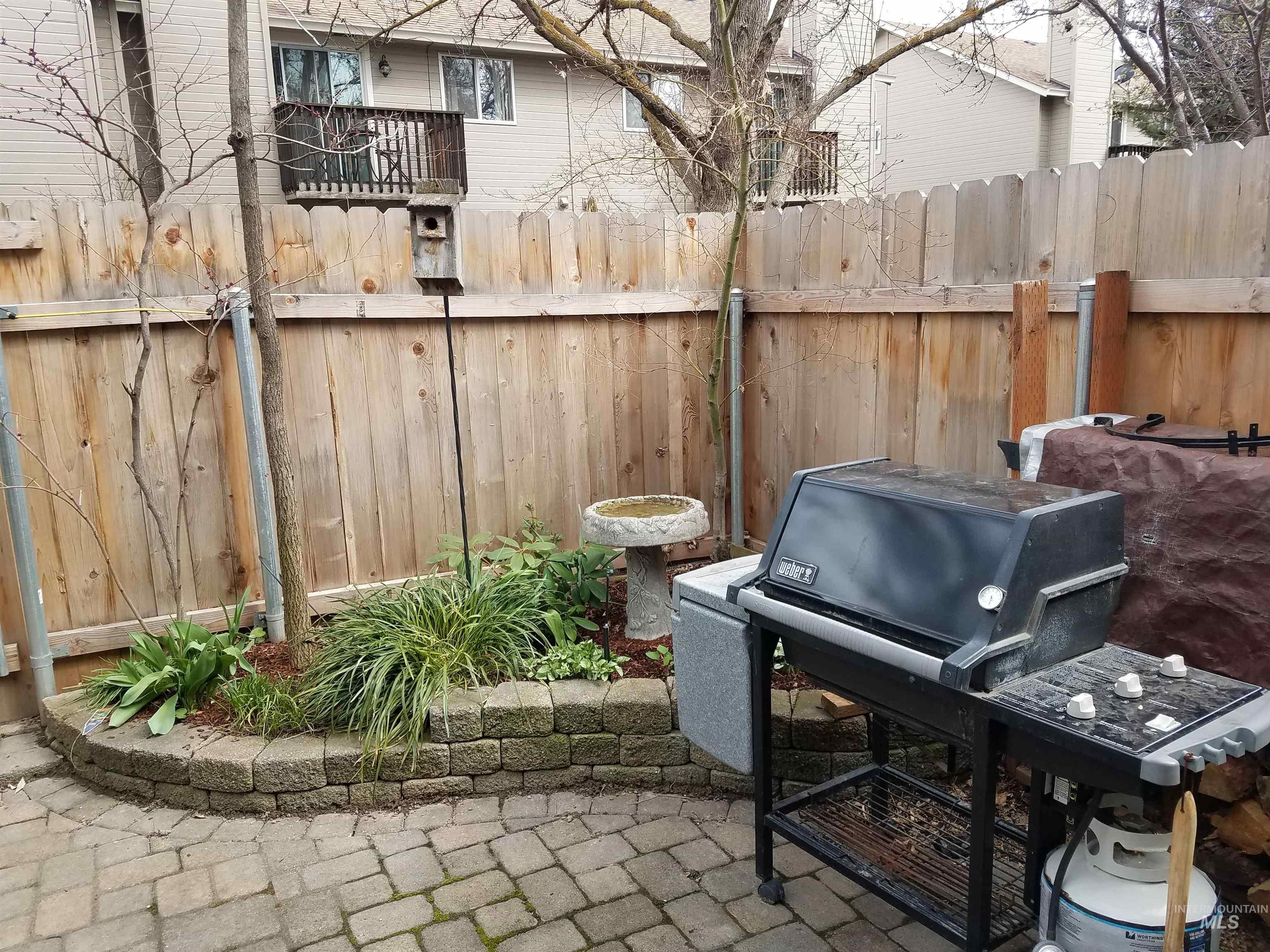 2558 S Falling Brook Ln