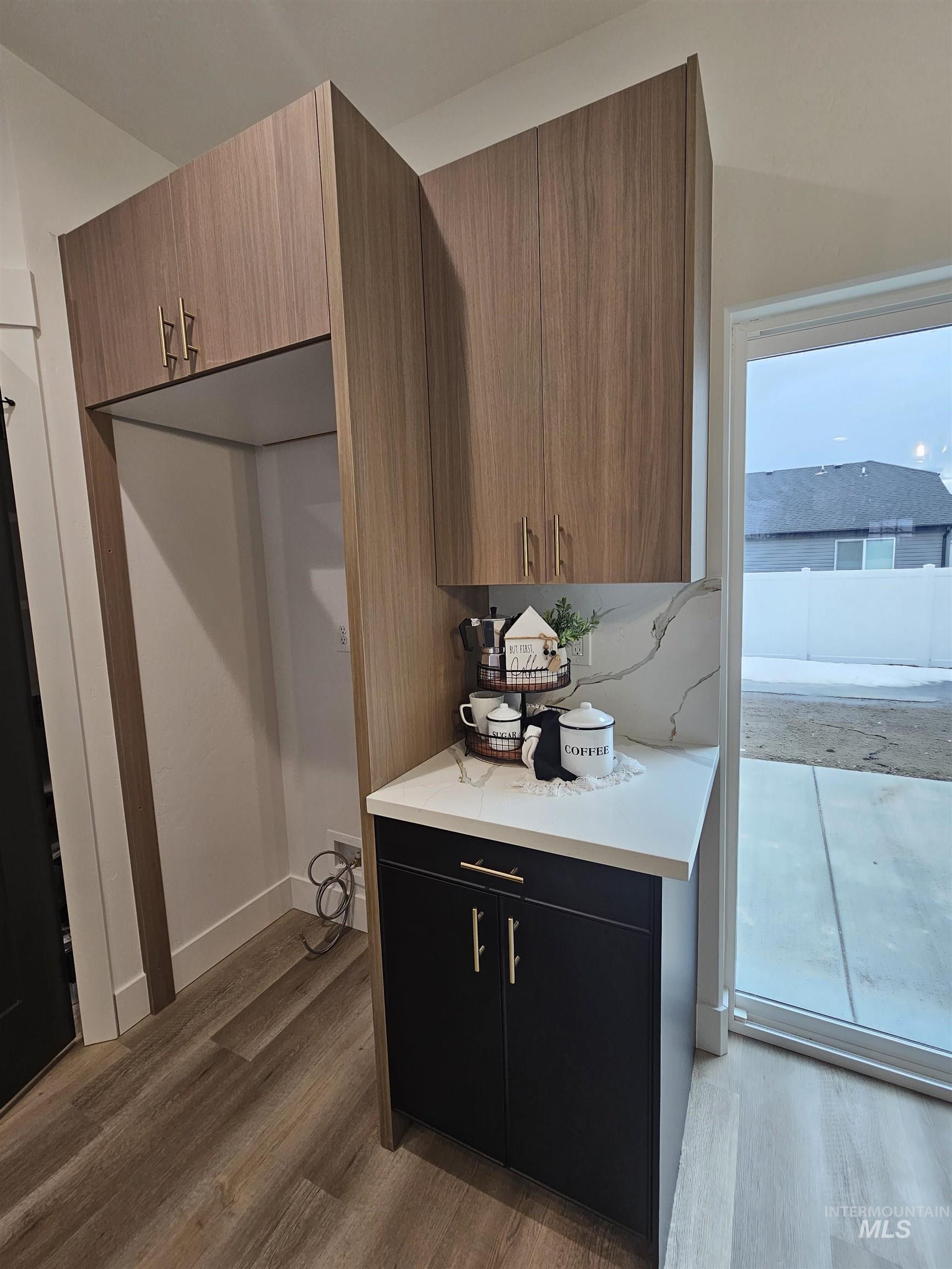 1209 Jade Dr.