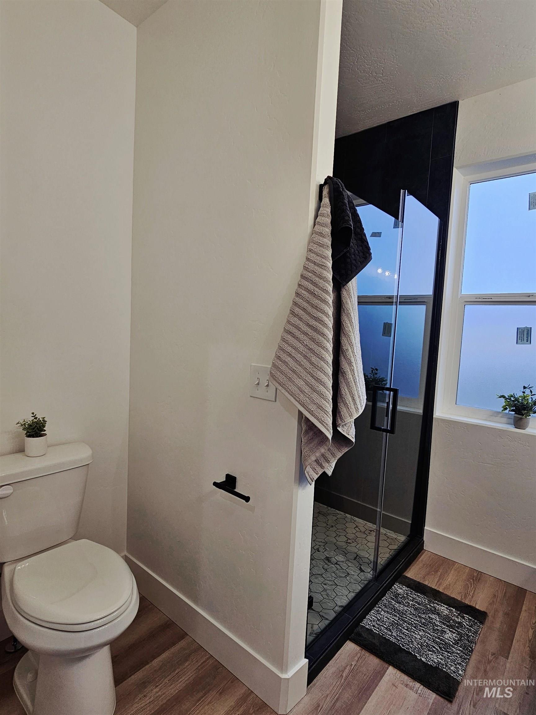 1209 Jade Dr.