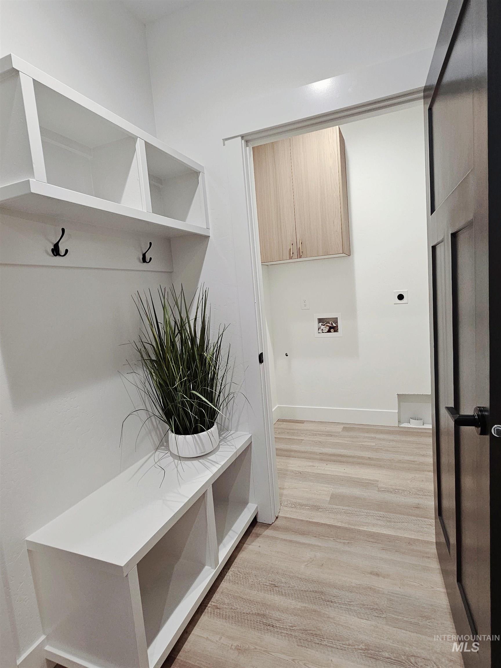 1209 Jade Dr.
