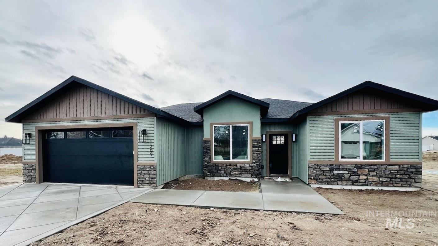 1209 Jade Dr.