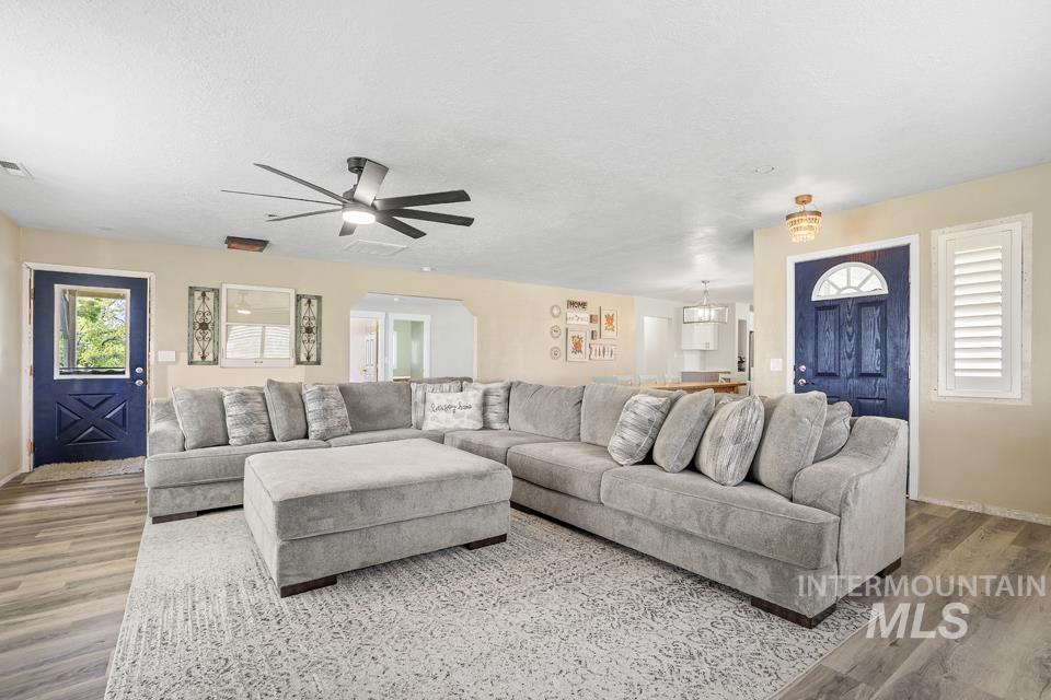 5167 SE 4th Ave
