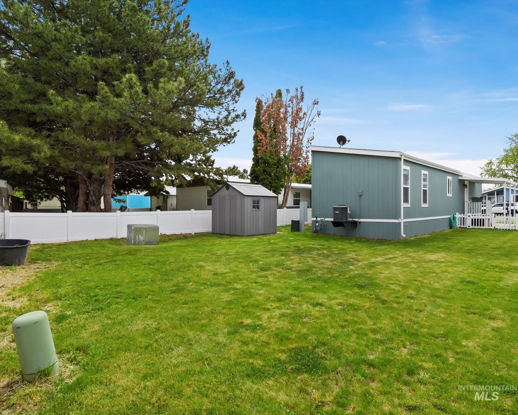 389 W Silver City Dr