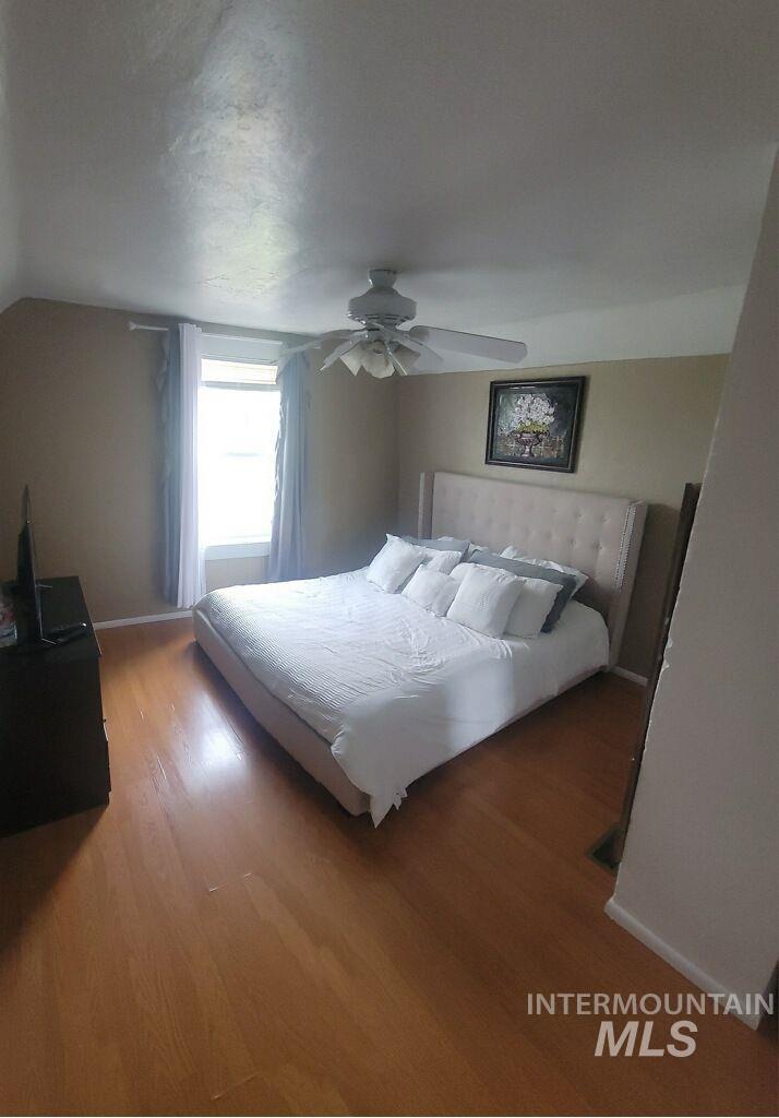 521 W 100 South