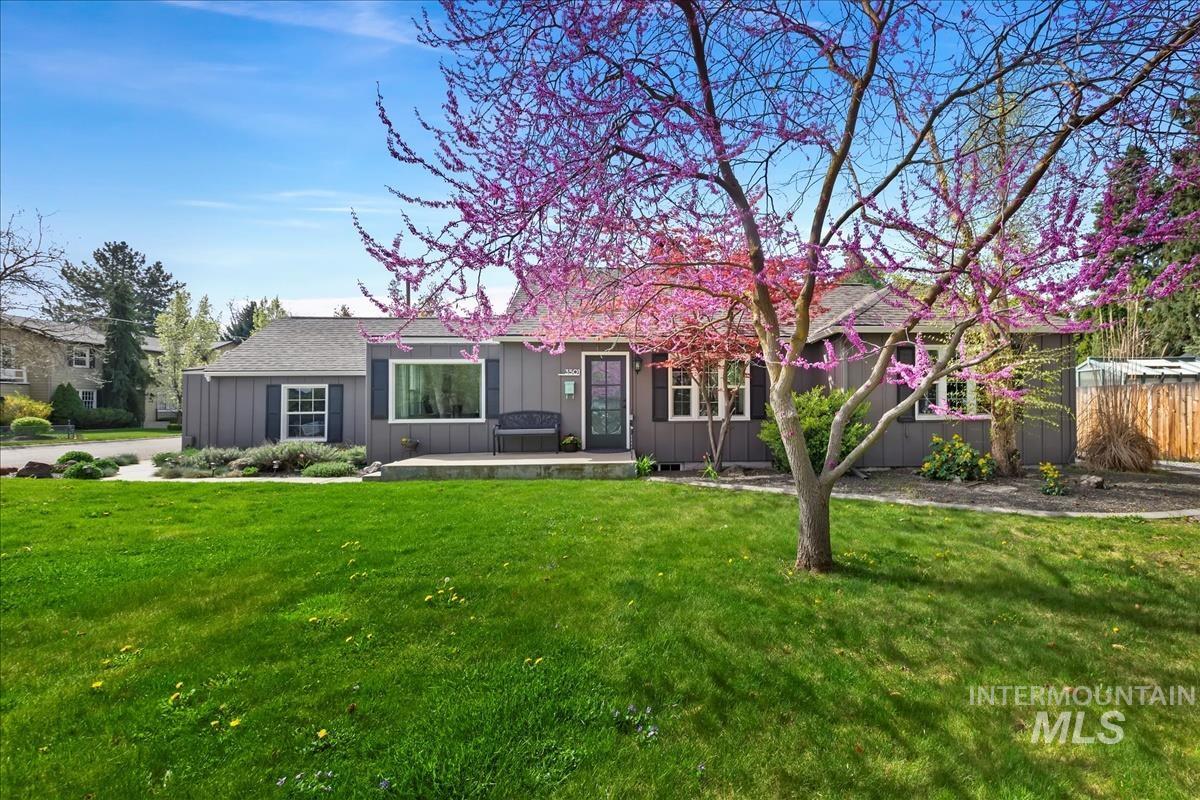 3501 W Kootenai St