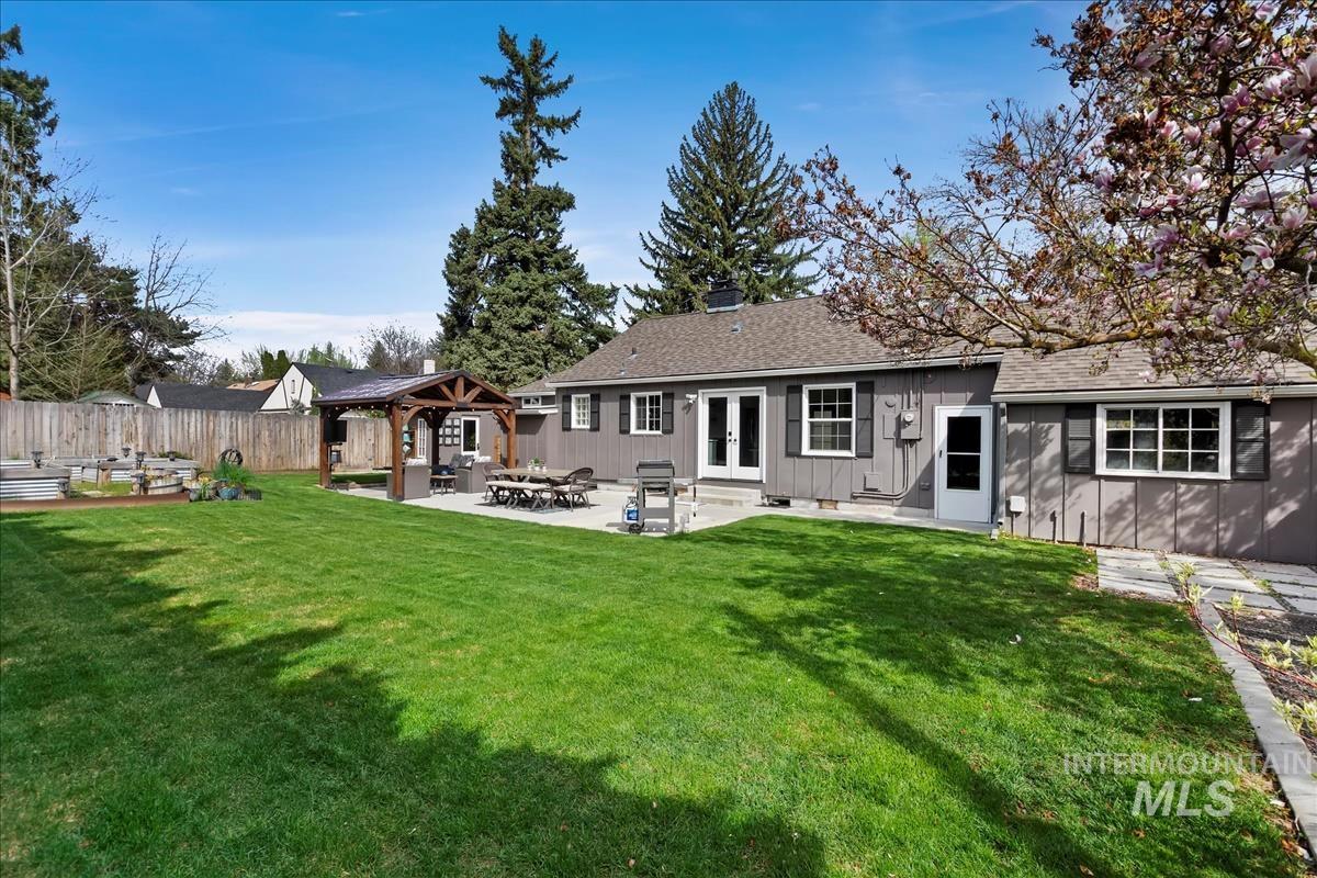 3501 W Kootenai St