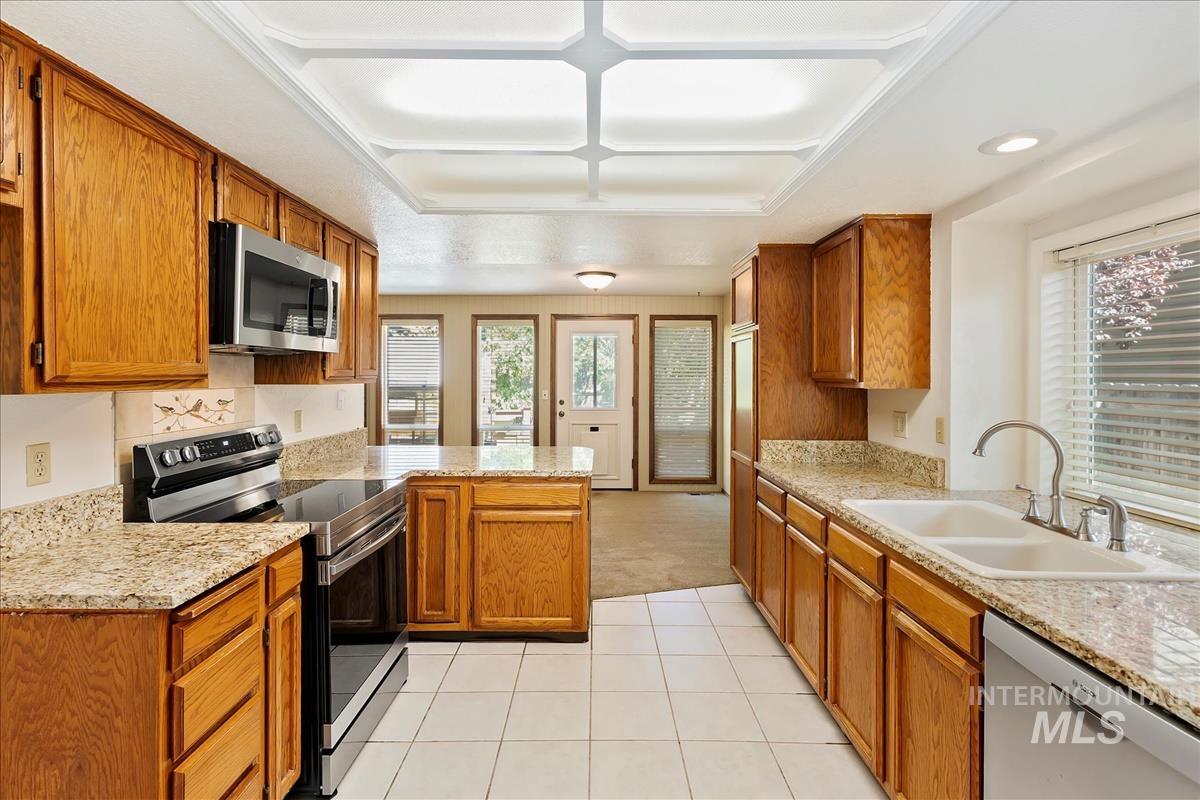 3516 S Weathered Ave