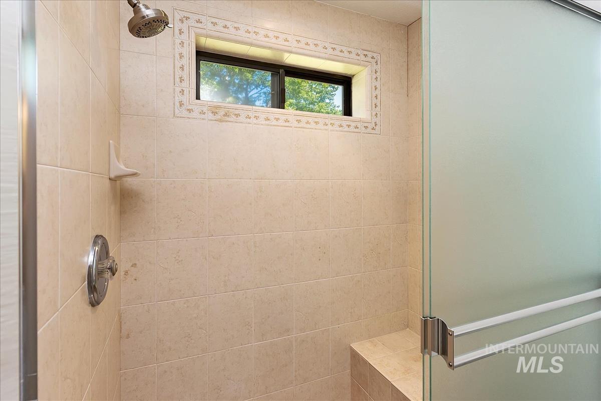 3516 S Weathered Ave