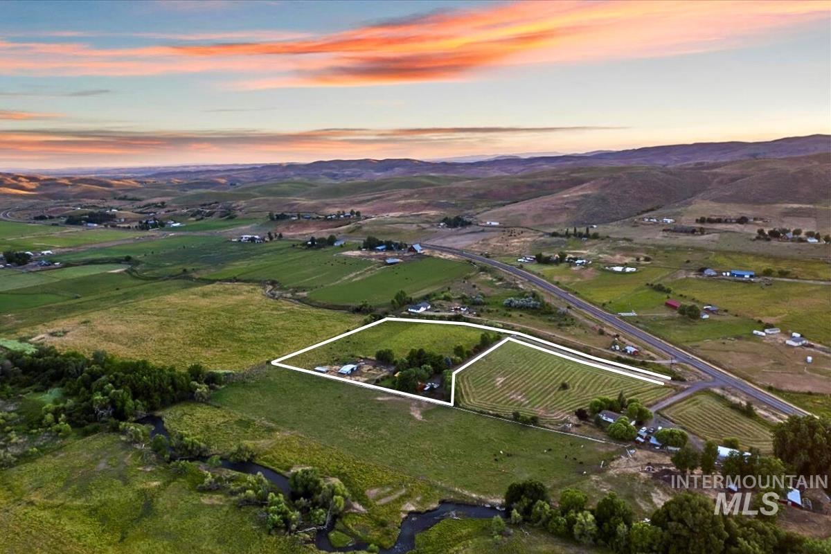 1468 Highway 95
