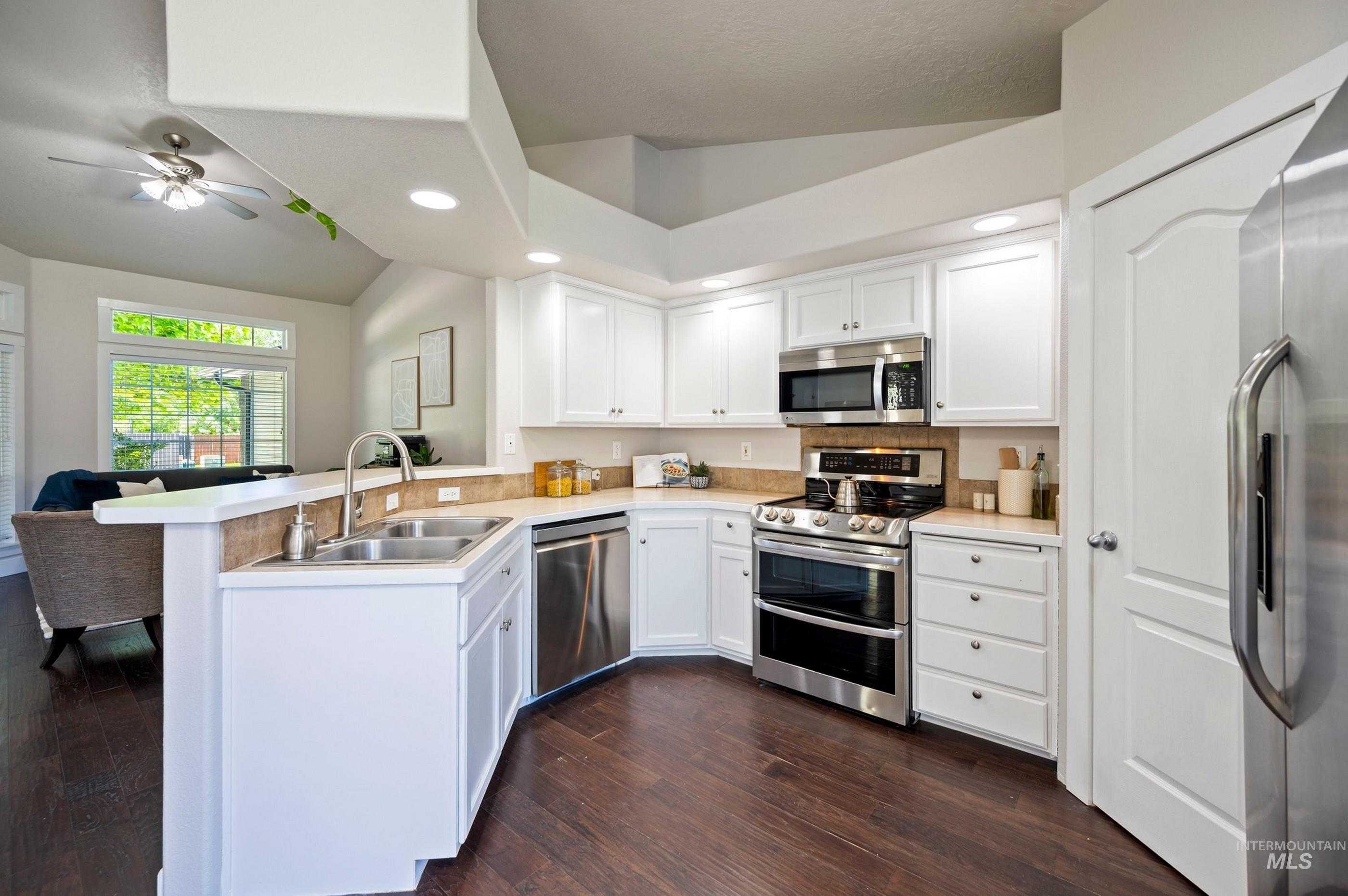 3152 S Priest River Ave