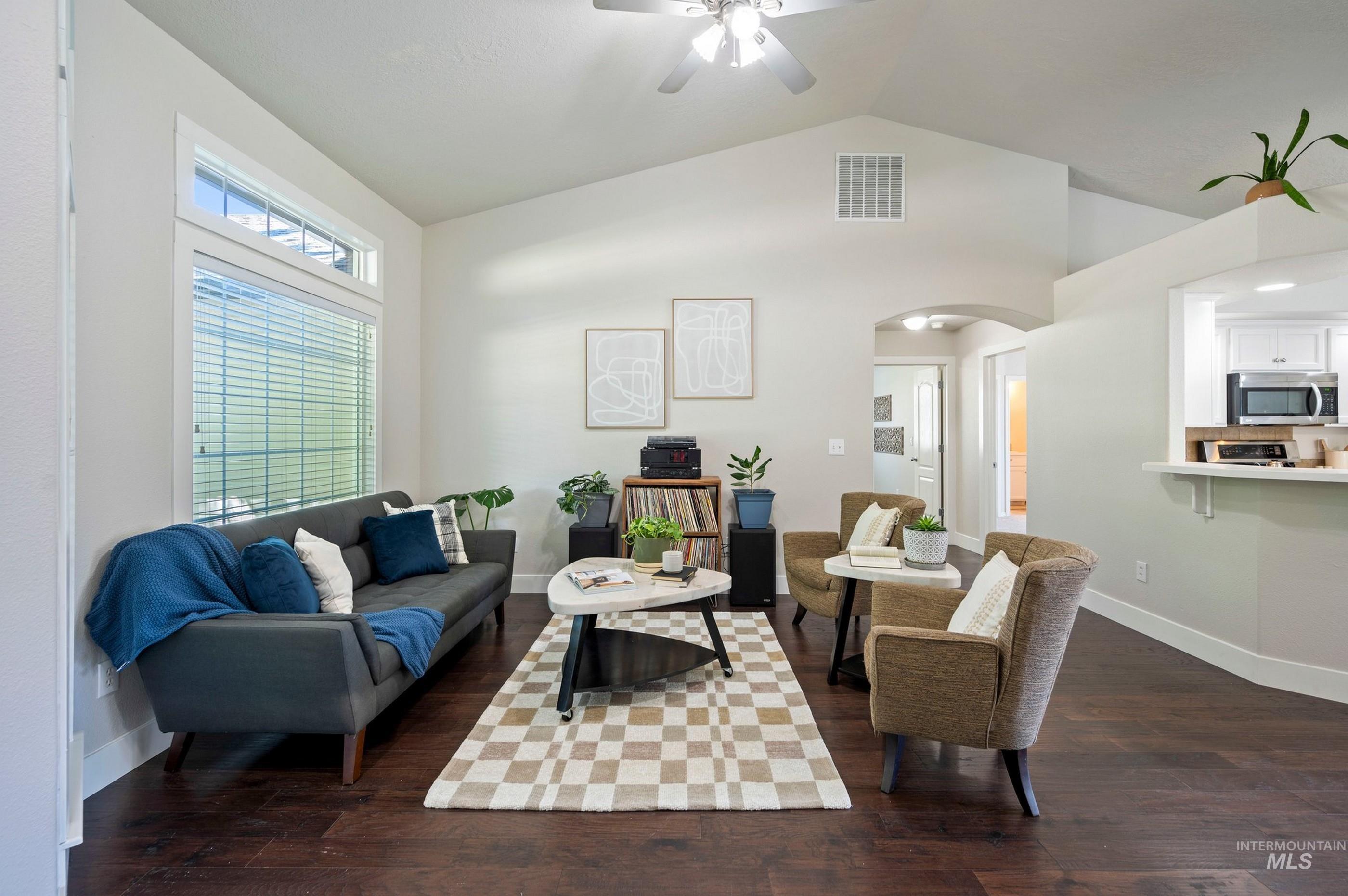 3152 S Priest River Ave