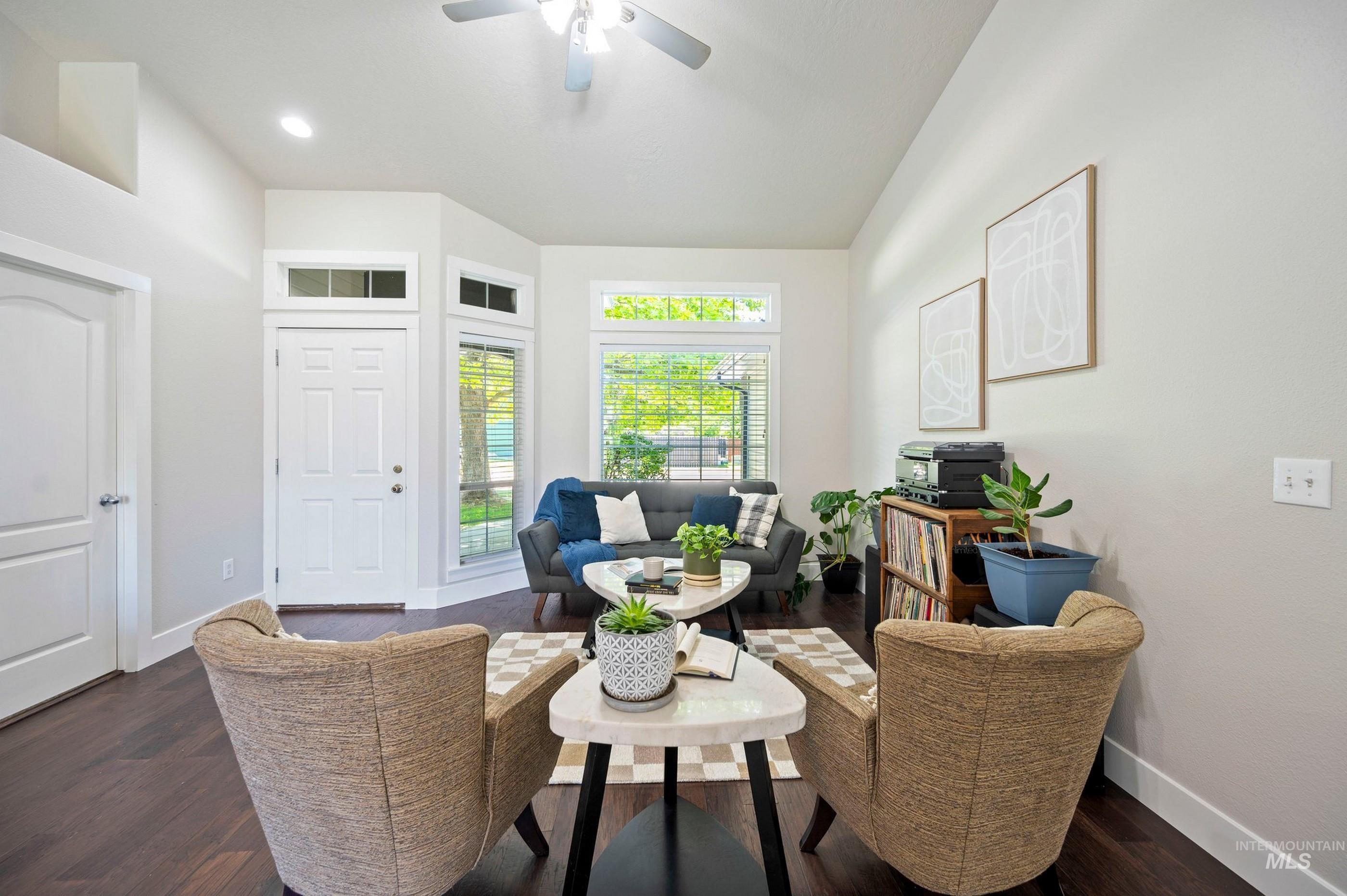 3152 S Priest River Ave