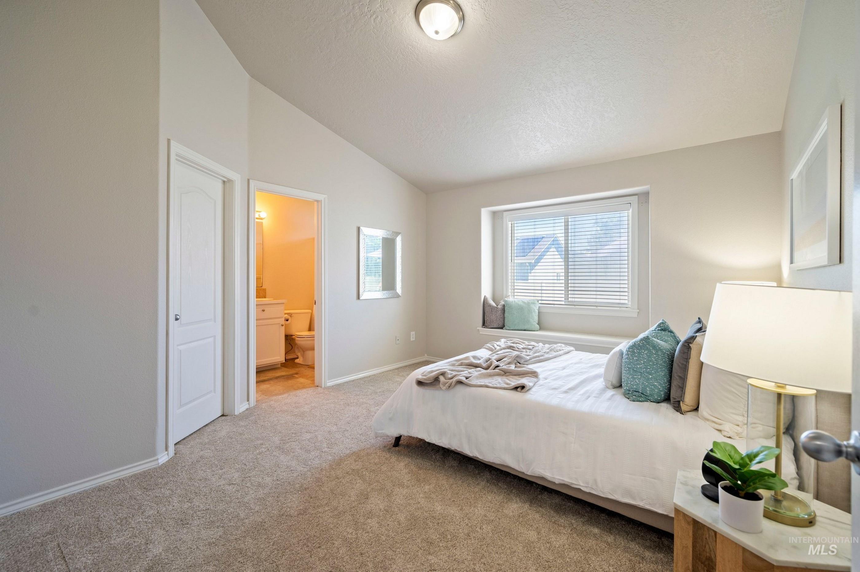 3152 S Priest River Ave