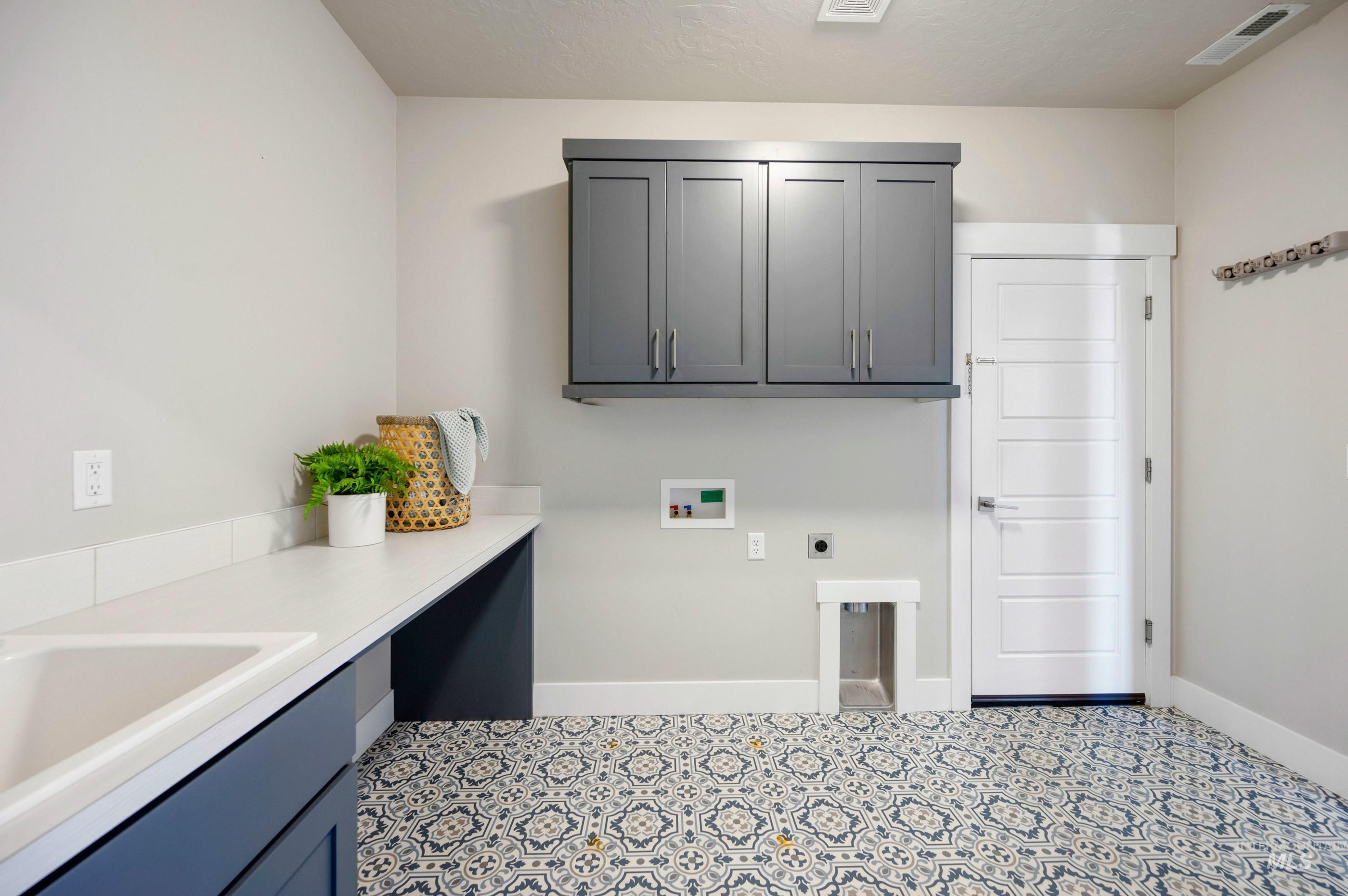 13183 Grace Point Way