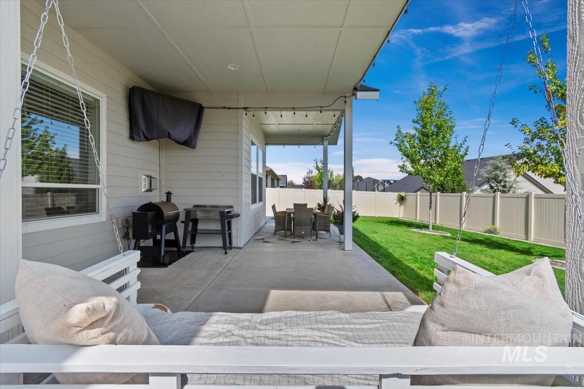 15266 Flora Springs Way