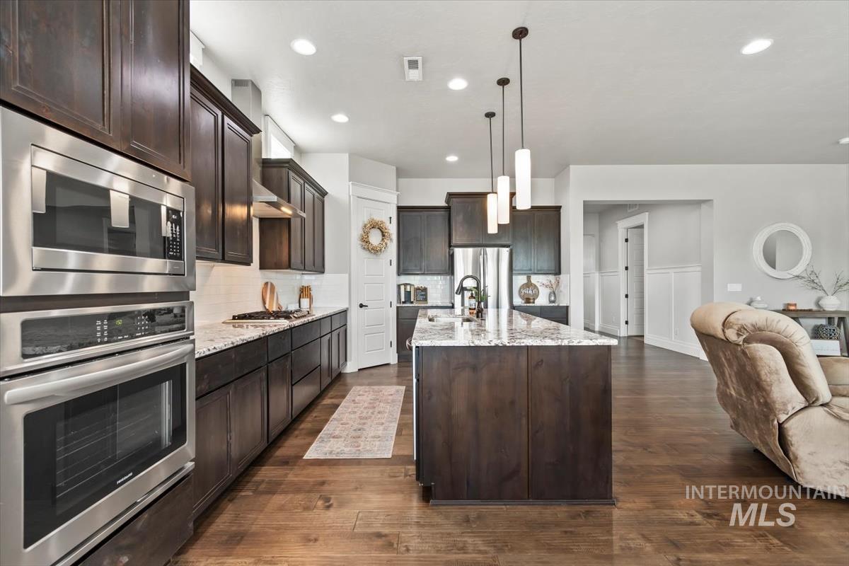 15266 Flora Springs Way