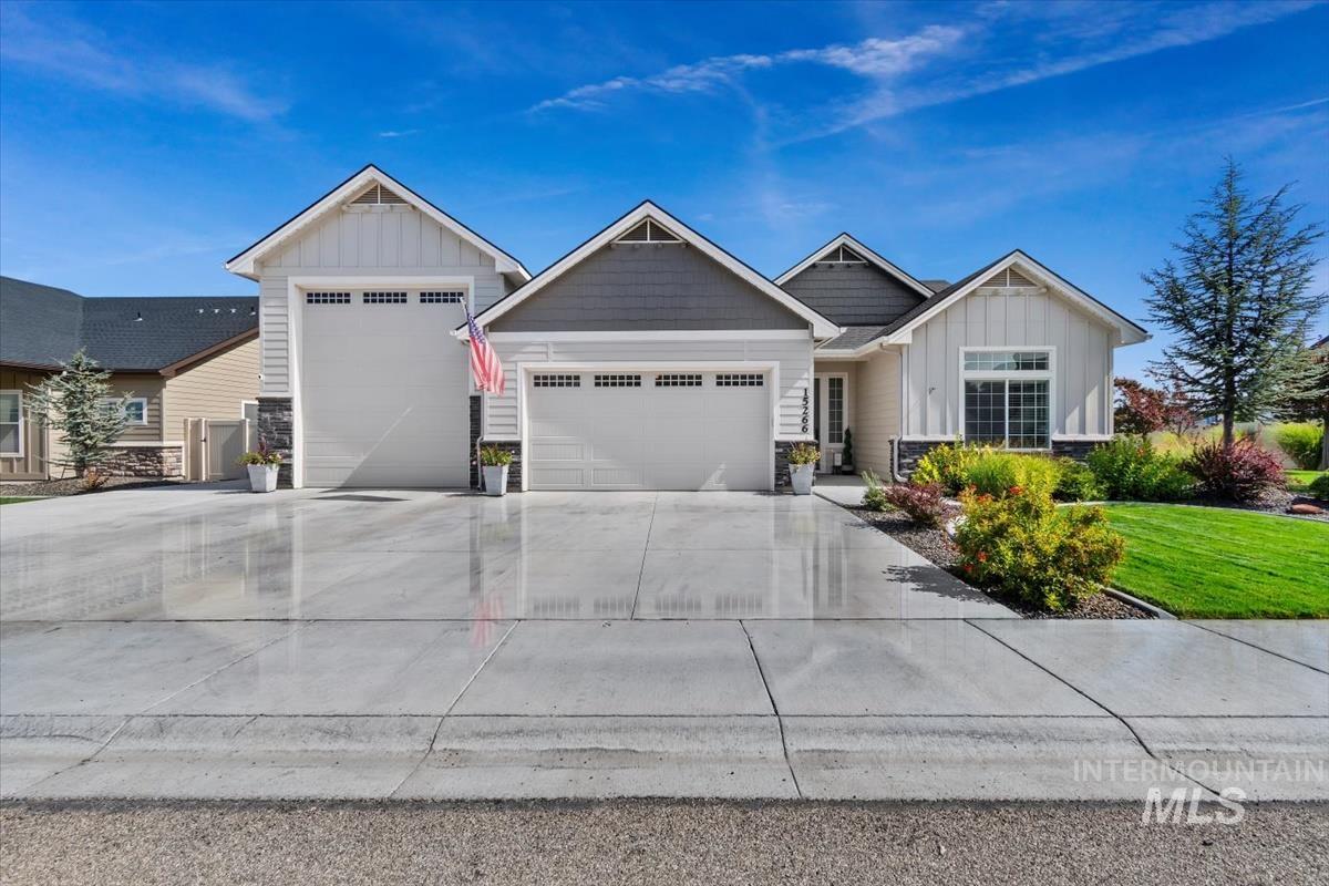 15266 Flora Springs Way