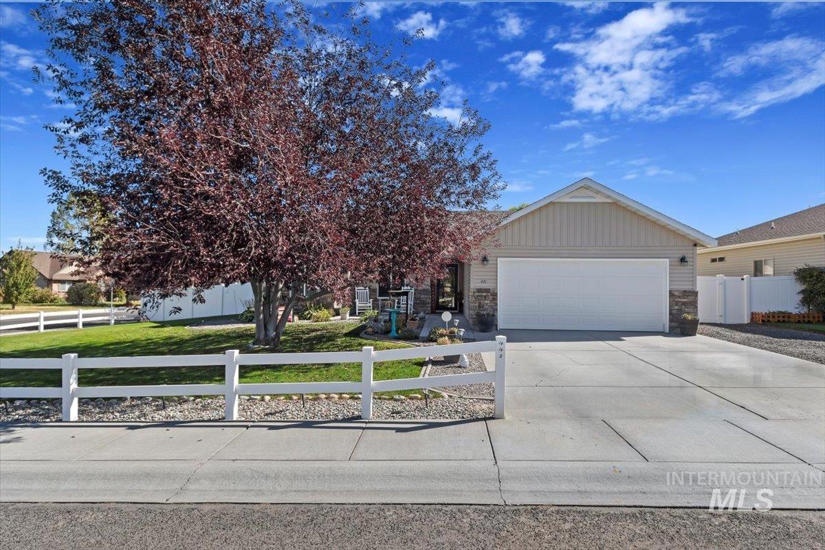 441 Red Rock Trl