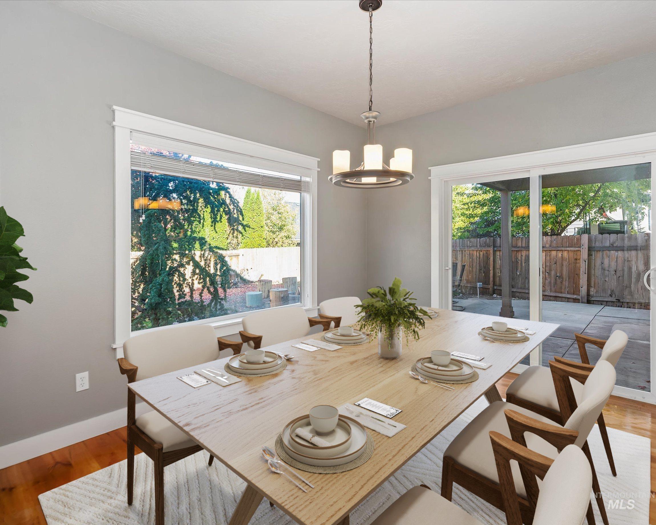 12652 W Murchison St