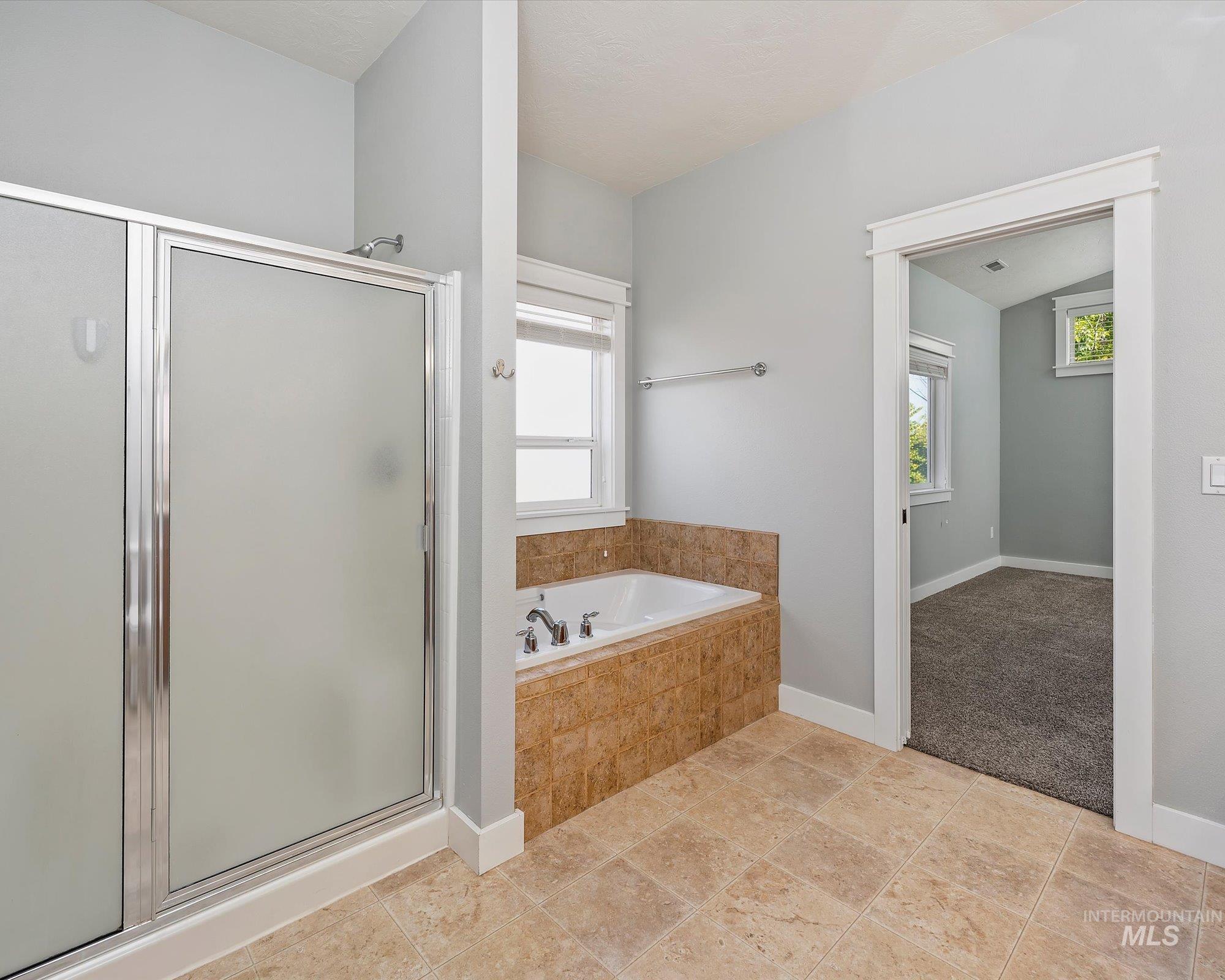 12652 W Murchison St