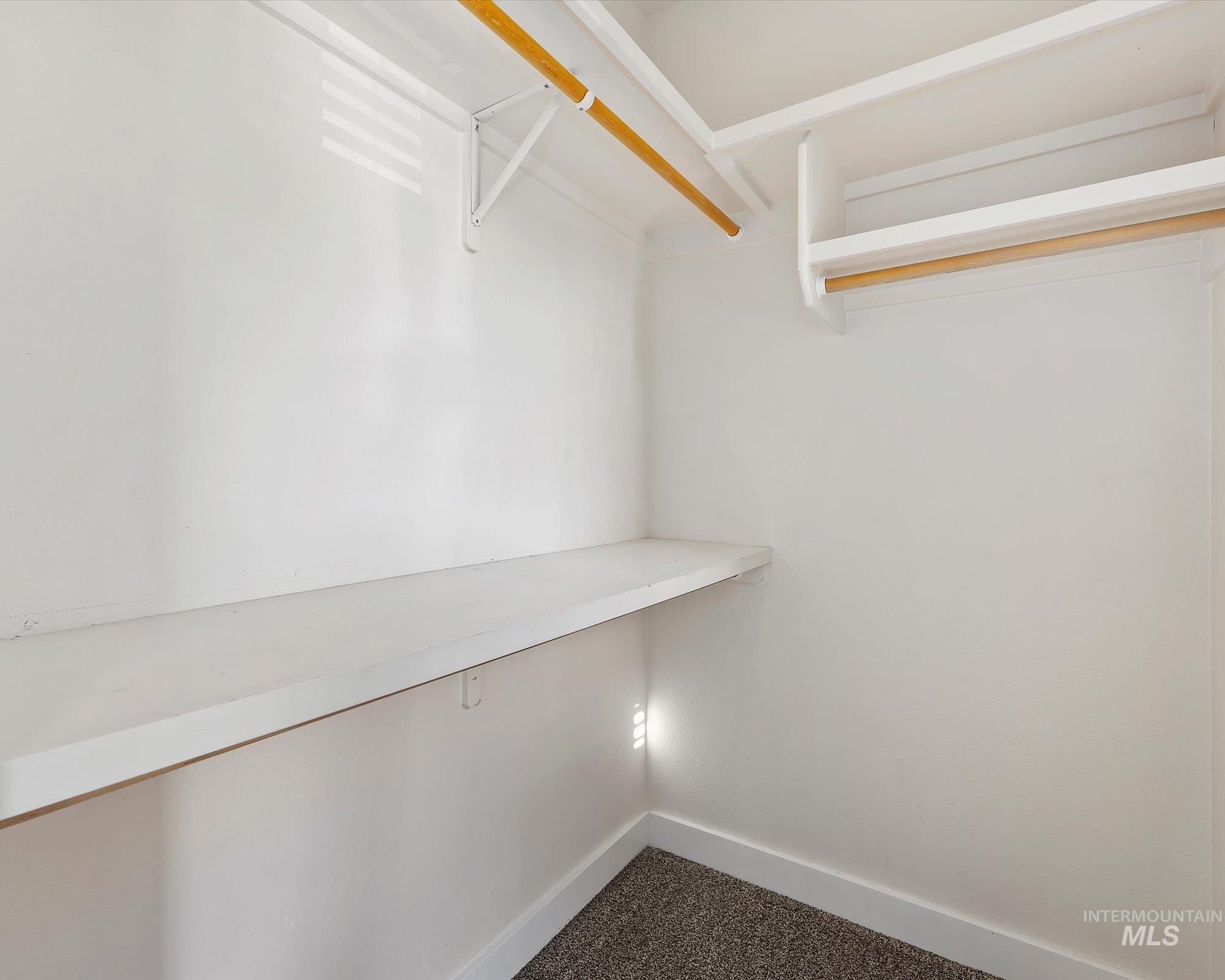 12652 W Murchison St