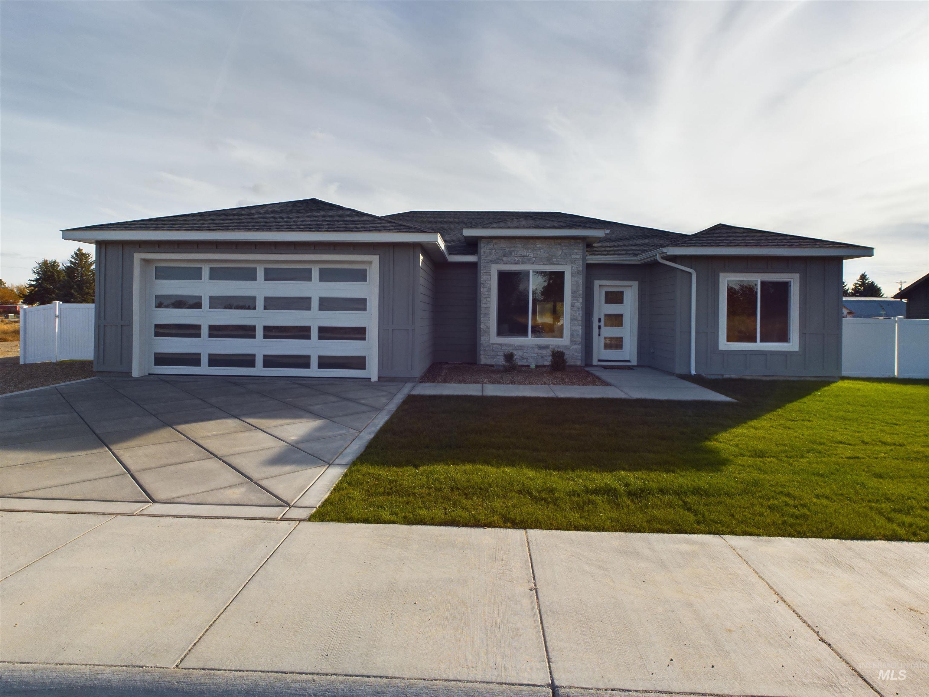 1219 Bronze Dr.