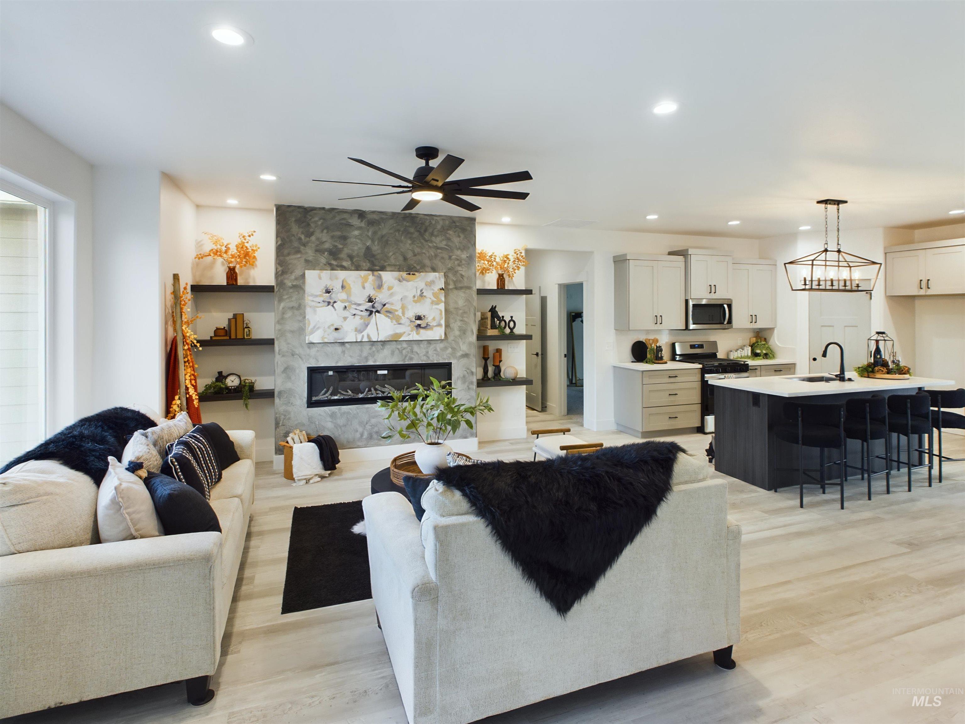 1219 Bronze Dr.