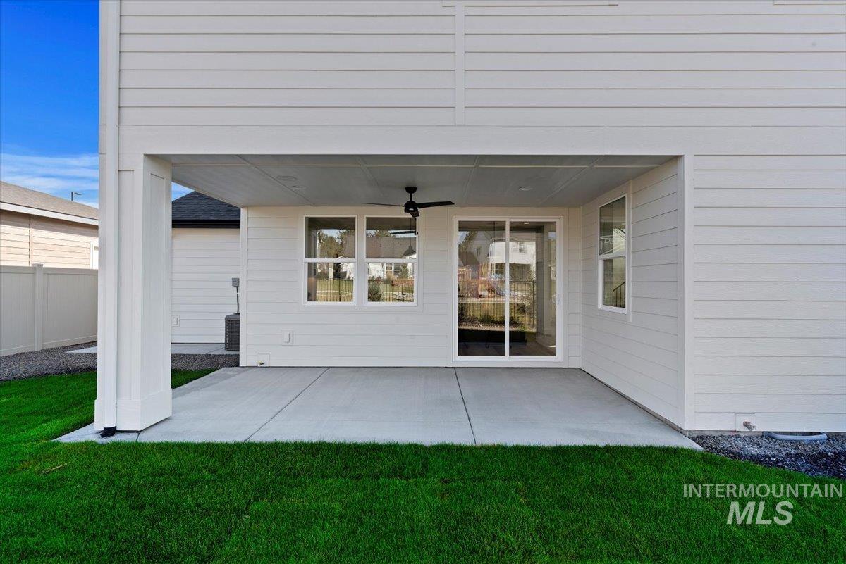 541 N Morning Glory Avenue