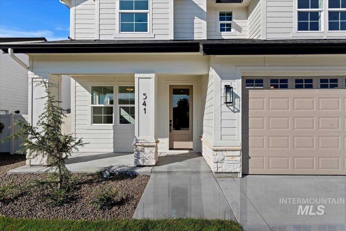 541 N Morning Glory Avenue