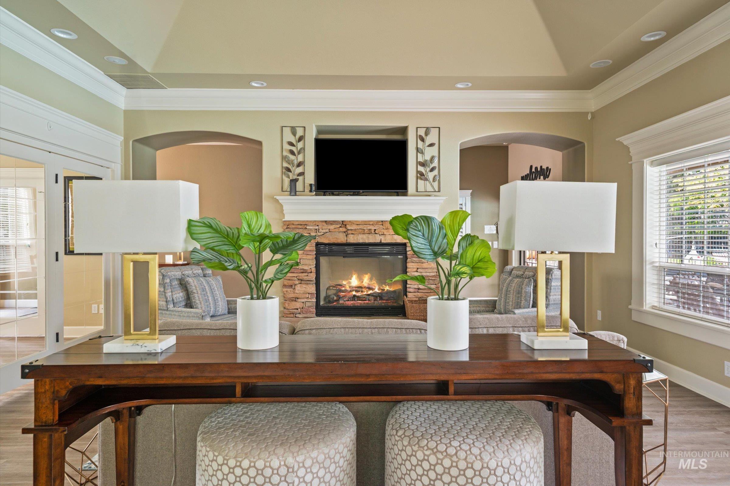 3993 N Heritage View Ave