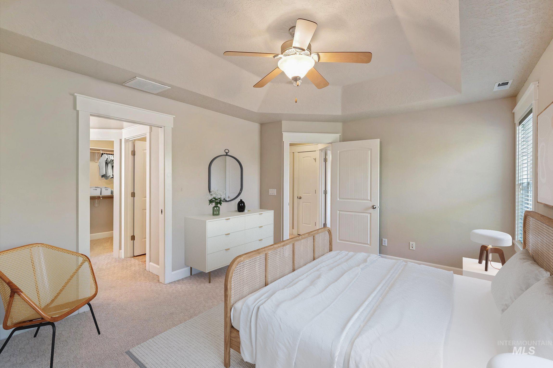 3993 N Heritage View Ave