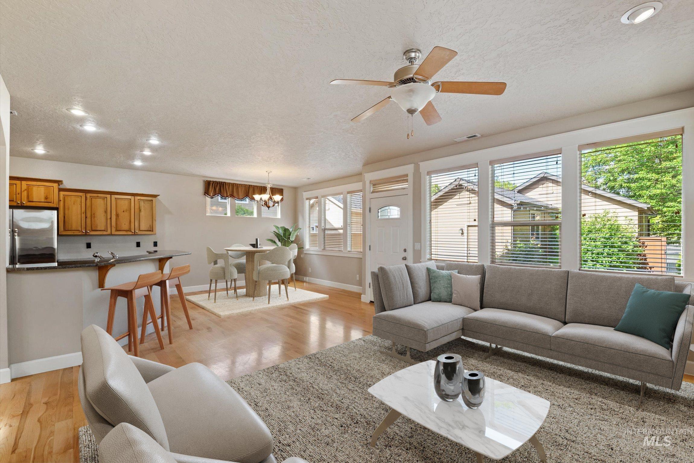 3993 N Heritage View Ave