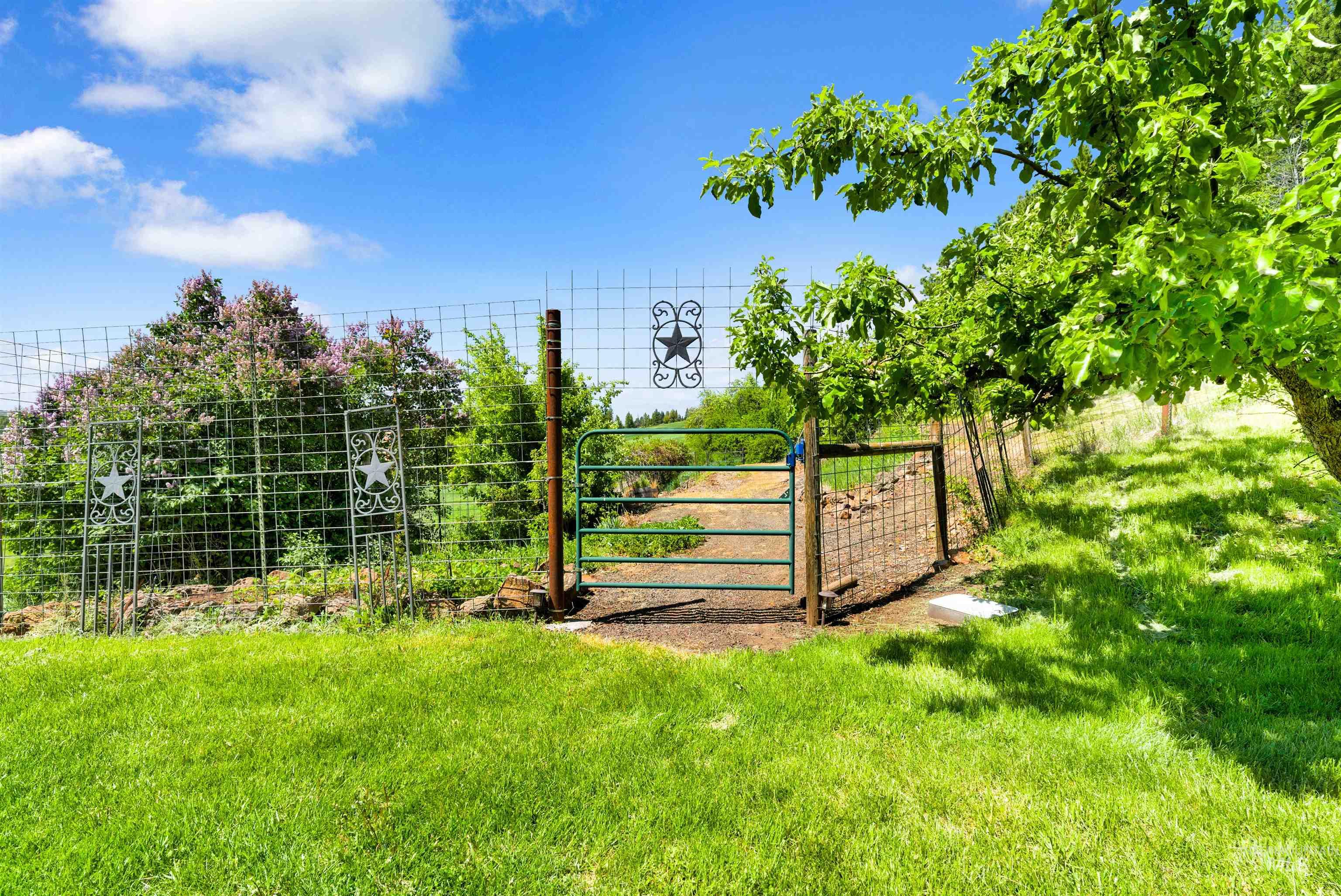 192 Short Cut Road