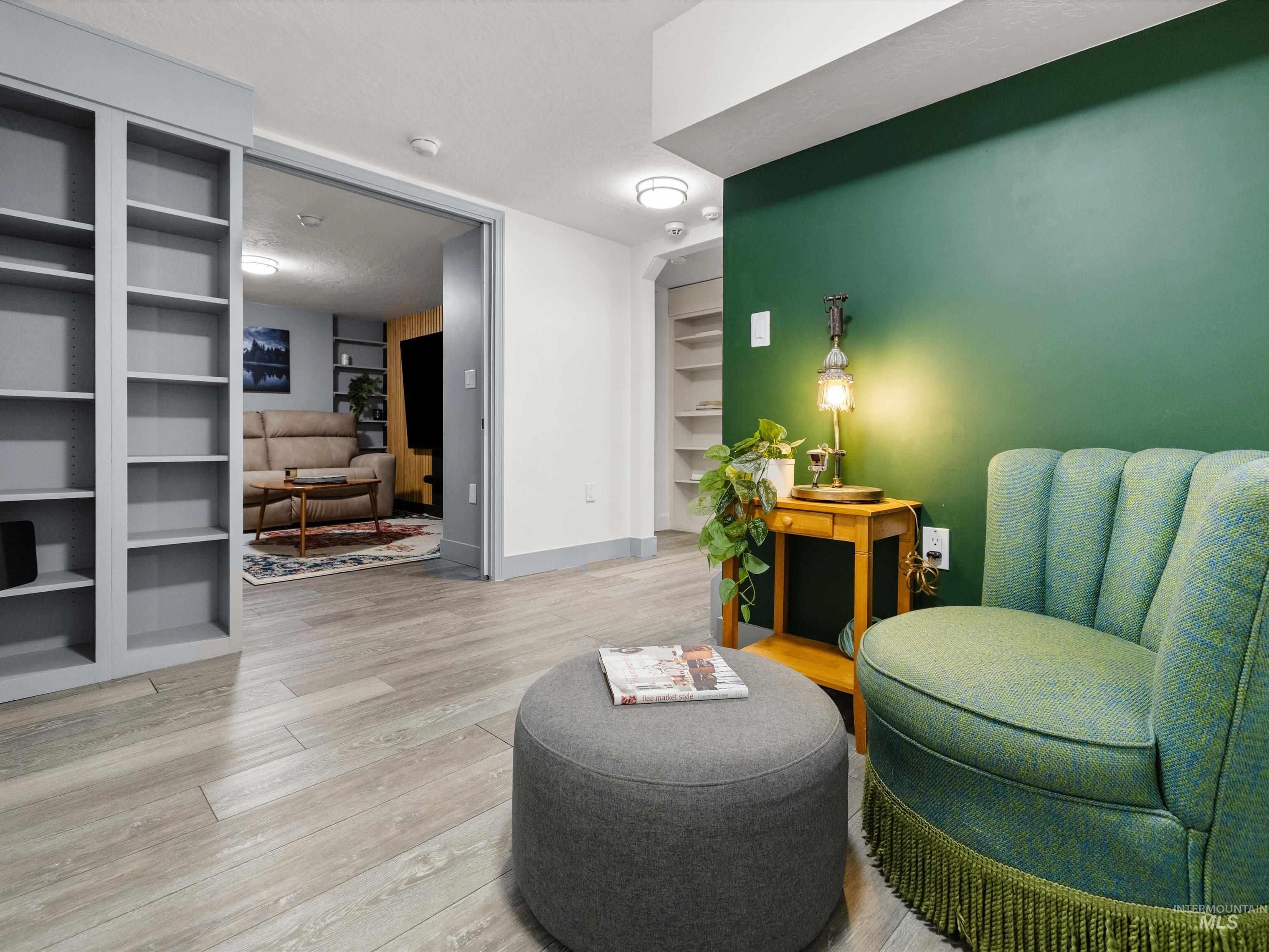 1811 N 14th