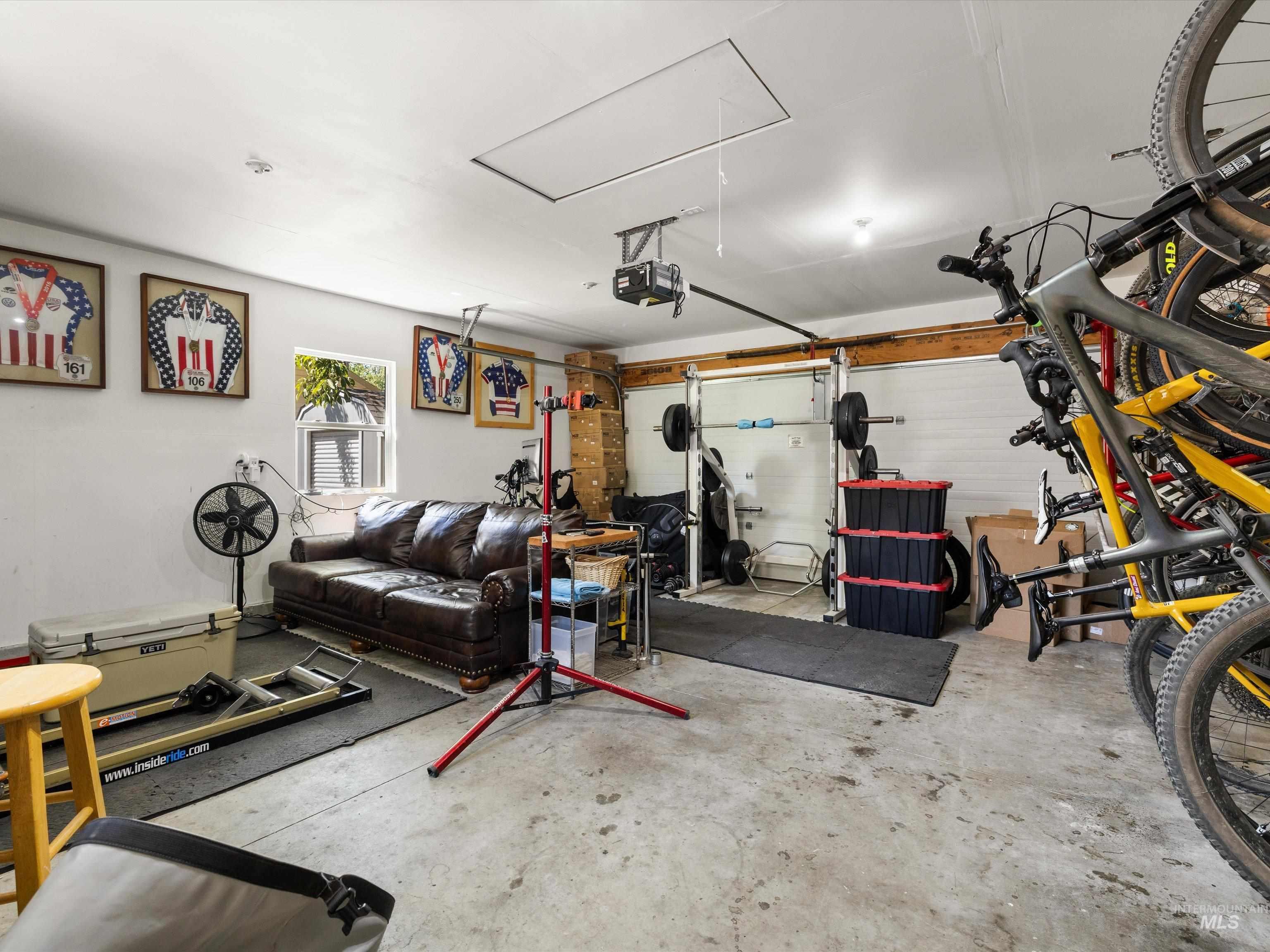 1811 N 14th