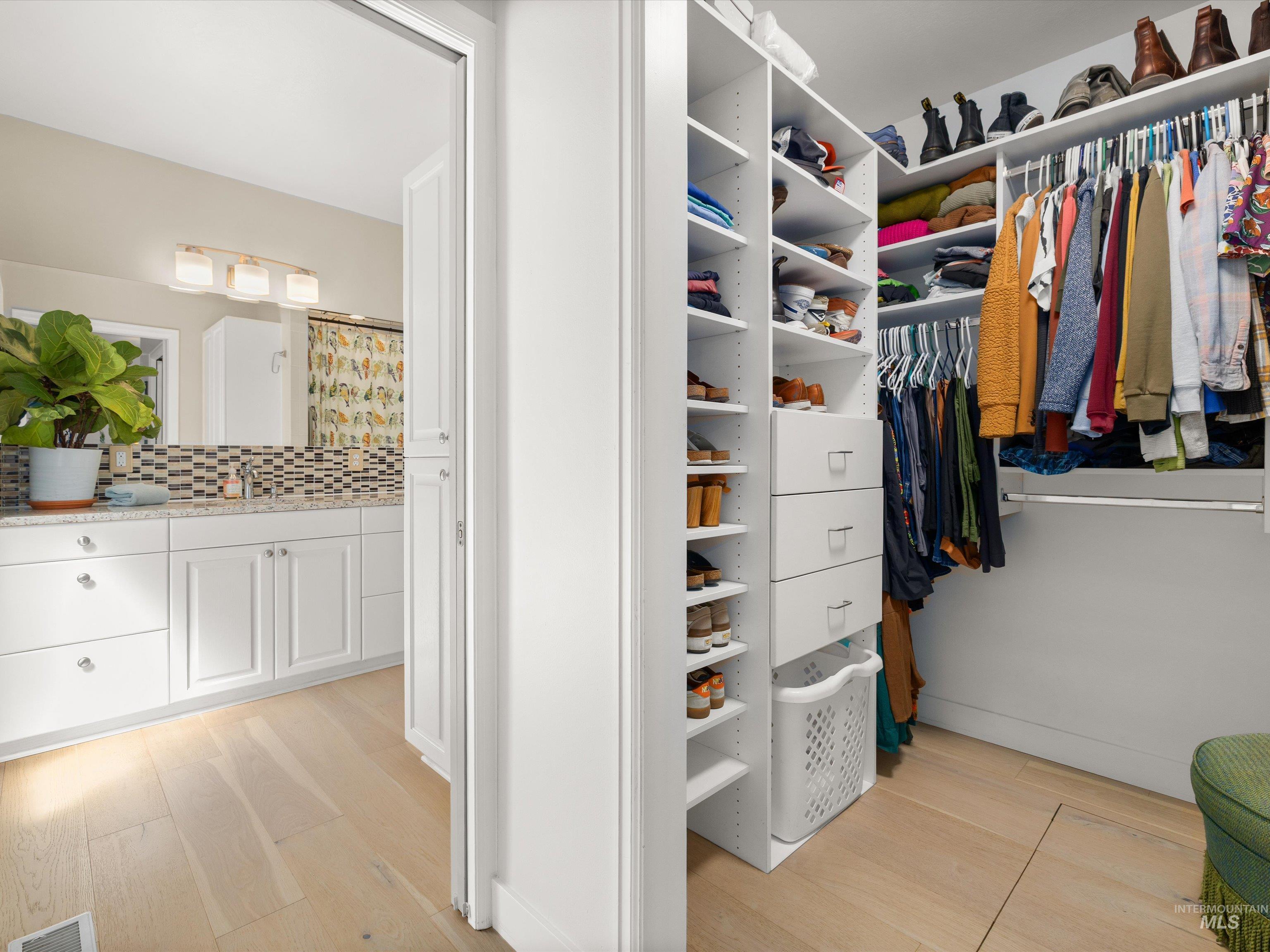 1811 N 14th