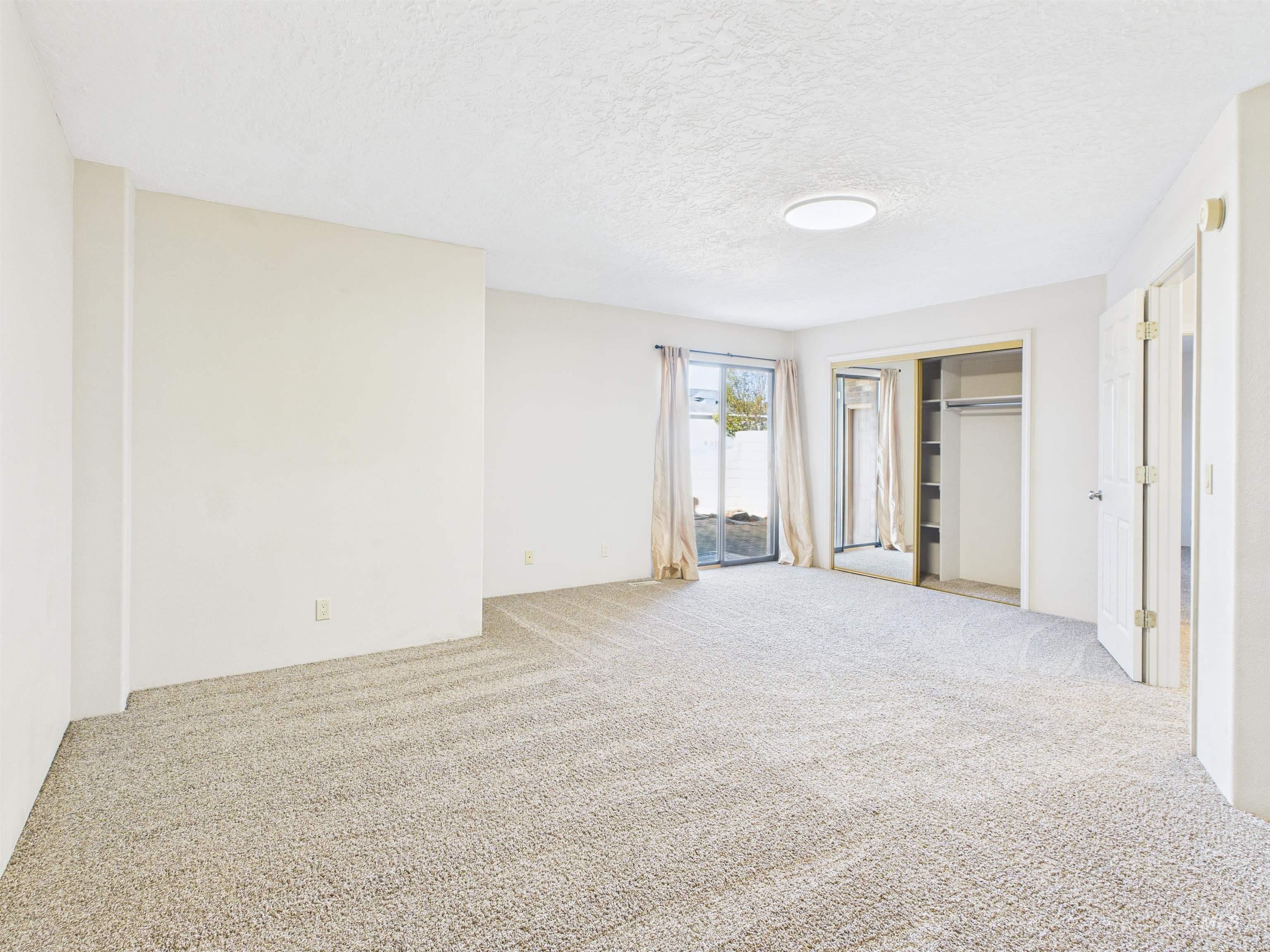 25 River Run Estates