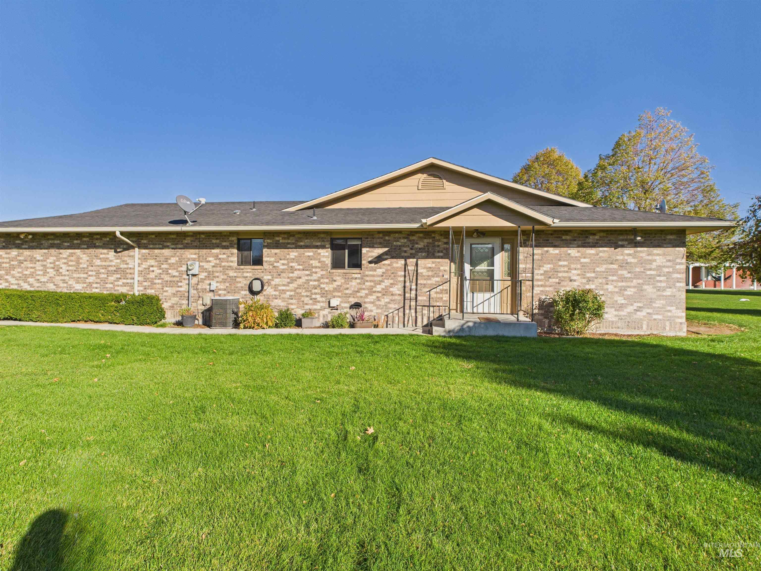 25 River Run Estates