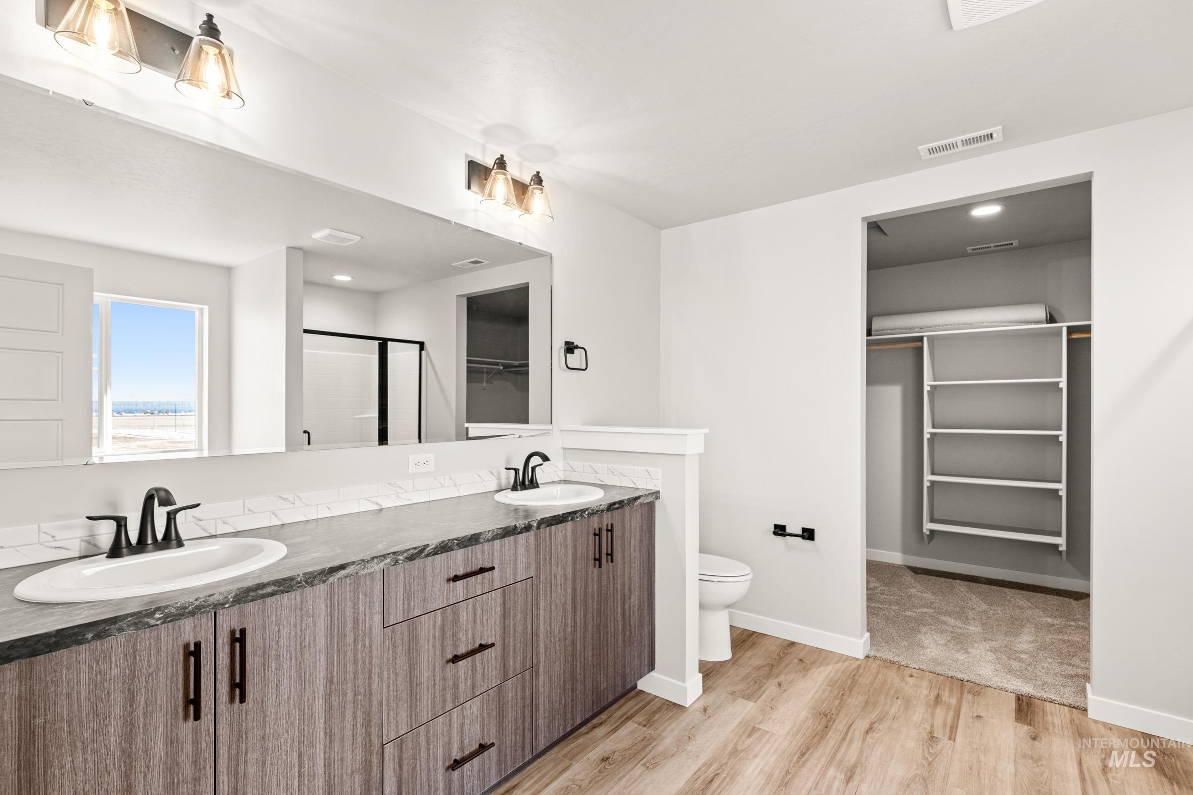 18447 N Sweet William Ave